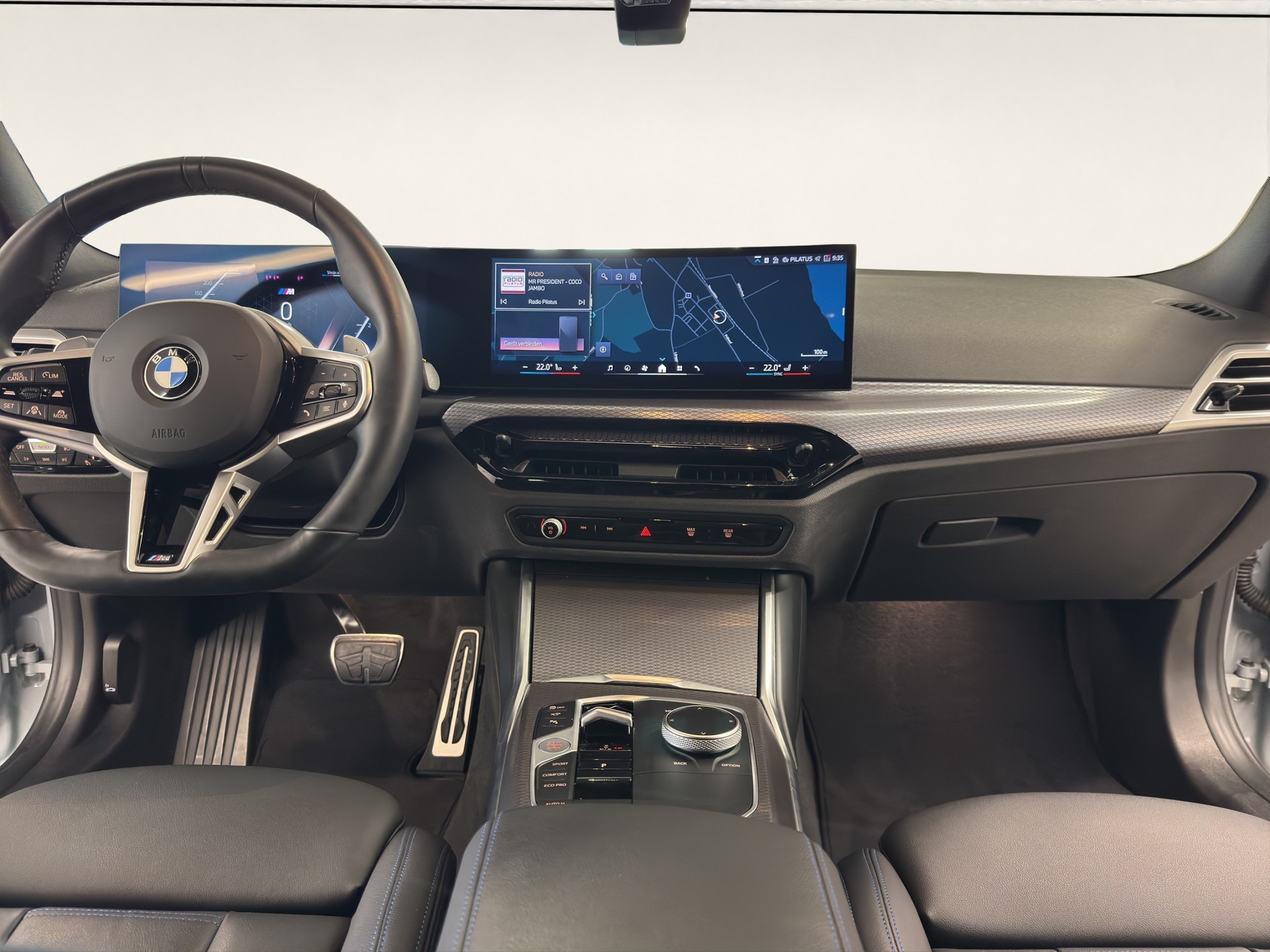 BMW 320d xDr 48V Tour M Sport-image-12