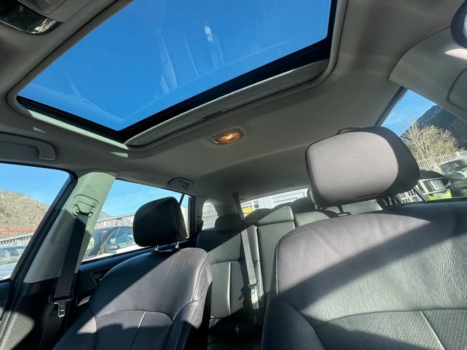 SUBARU Legacy 2.5i Limited S AWD Lineartronic-image-8