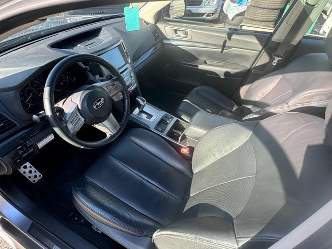 SUBARU Legacy 2.5i Limited S AWD Lineartronic-image-6