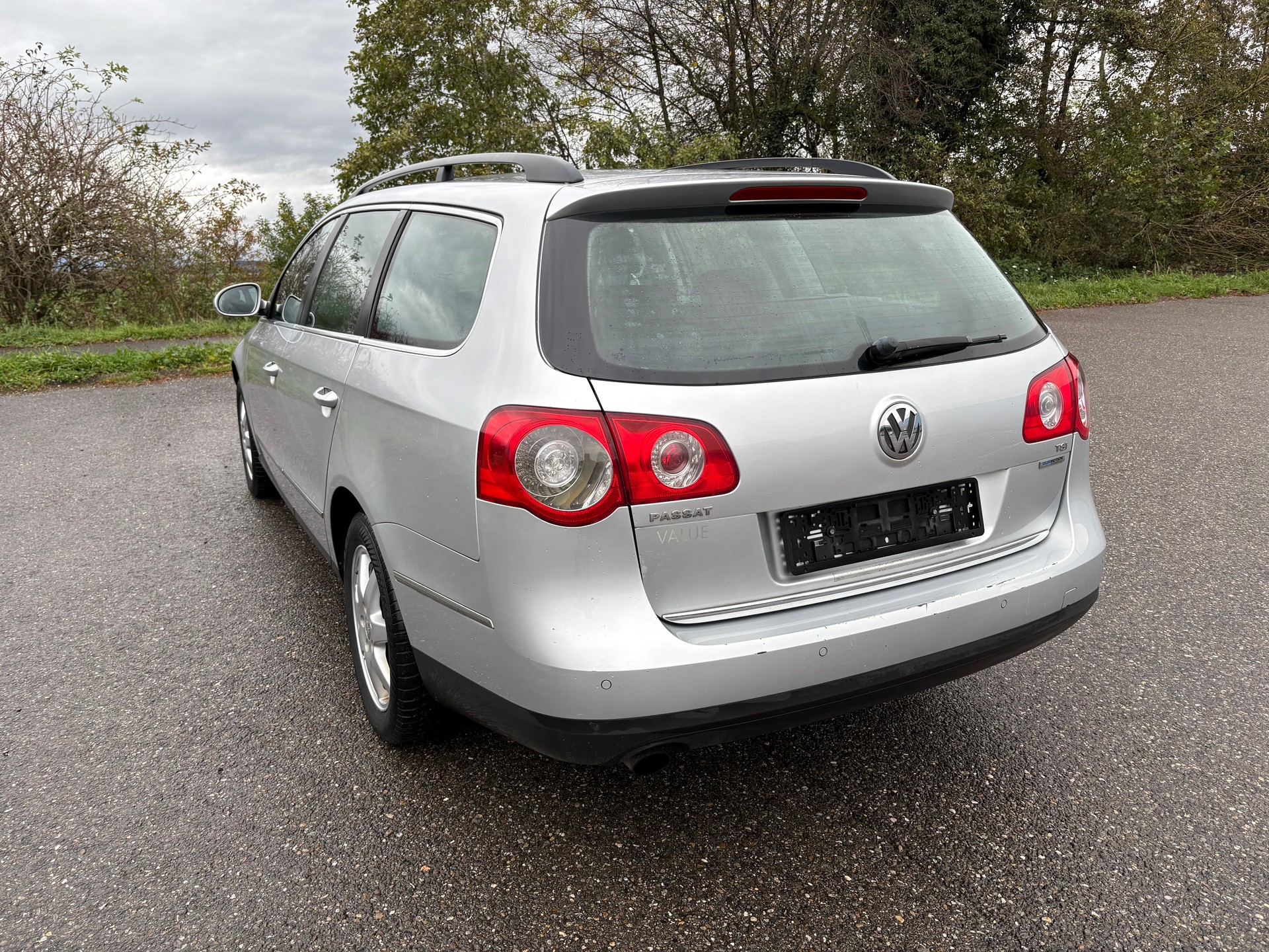 VW Passat Variant 1.4 TSI BlueMotion Highline-image-3