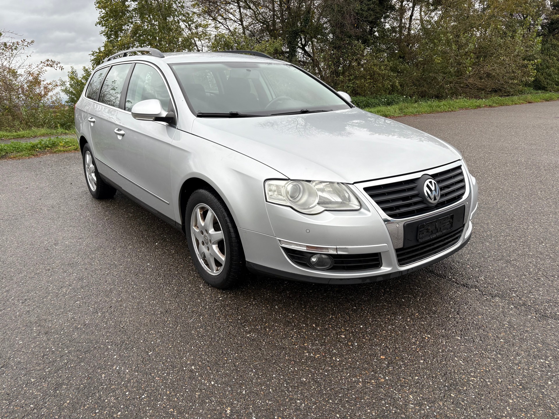 VW Passat Variant 1.4 TSI BlueMotion Highline-image-0