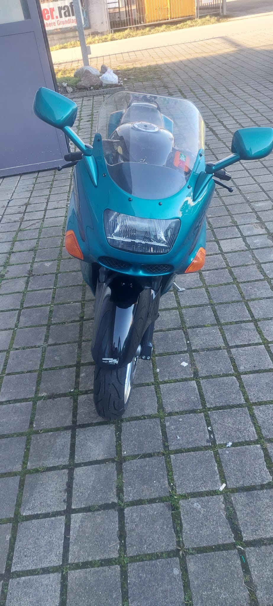 KAWASAKI ZZ-R 1100-image-1