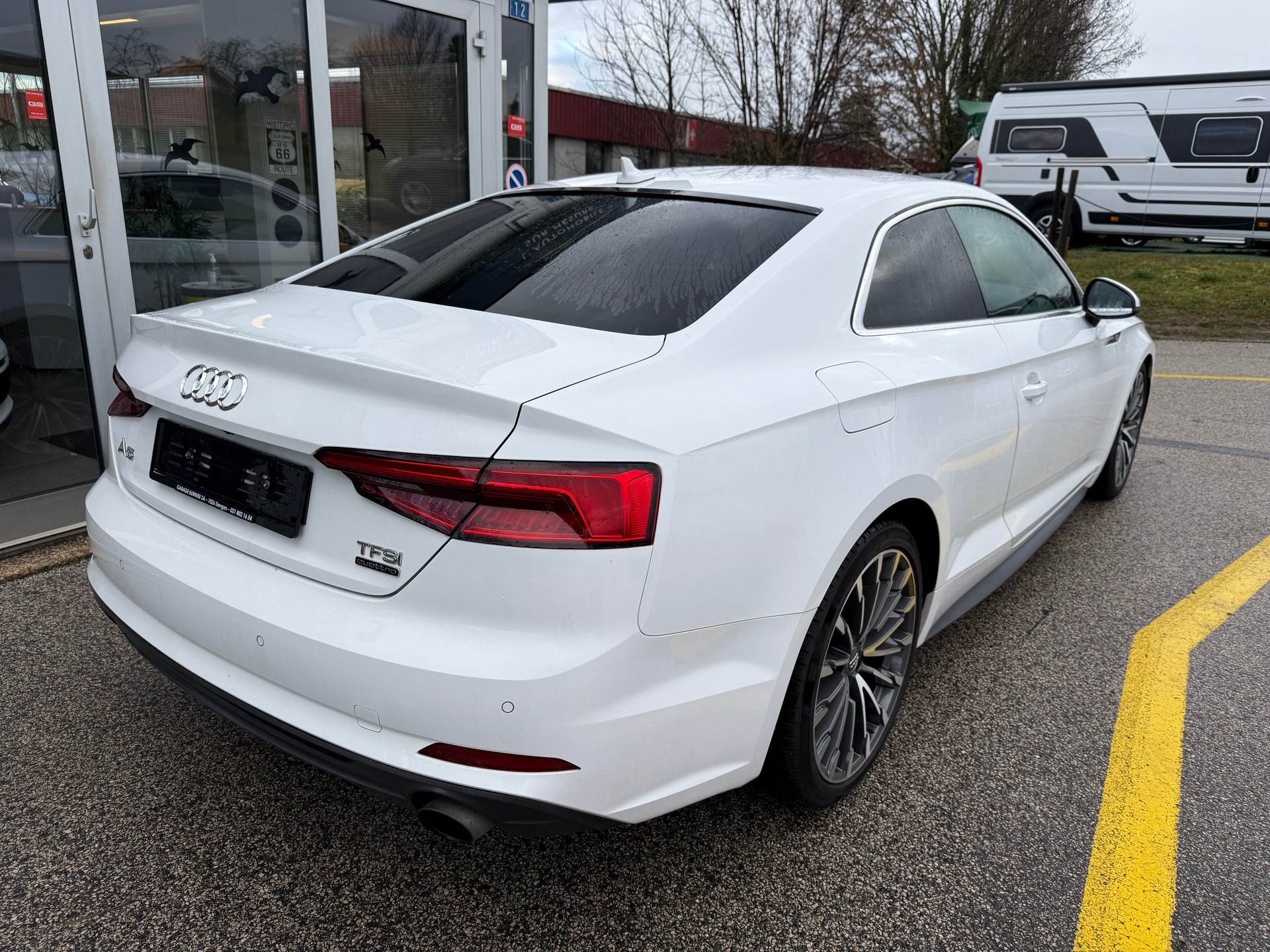 AUDI A5 Coupé 2.0 TFSI Sport quattro S-tronic-showroom-element-3