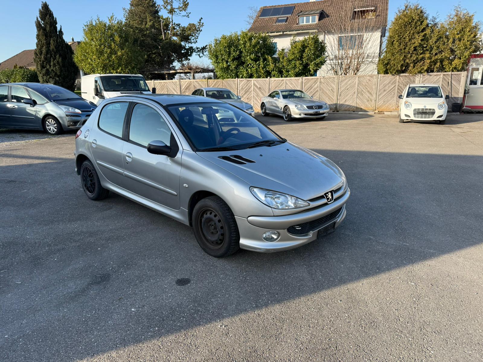 PEUGEOT 206 1.4 Trendy-image-2