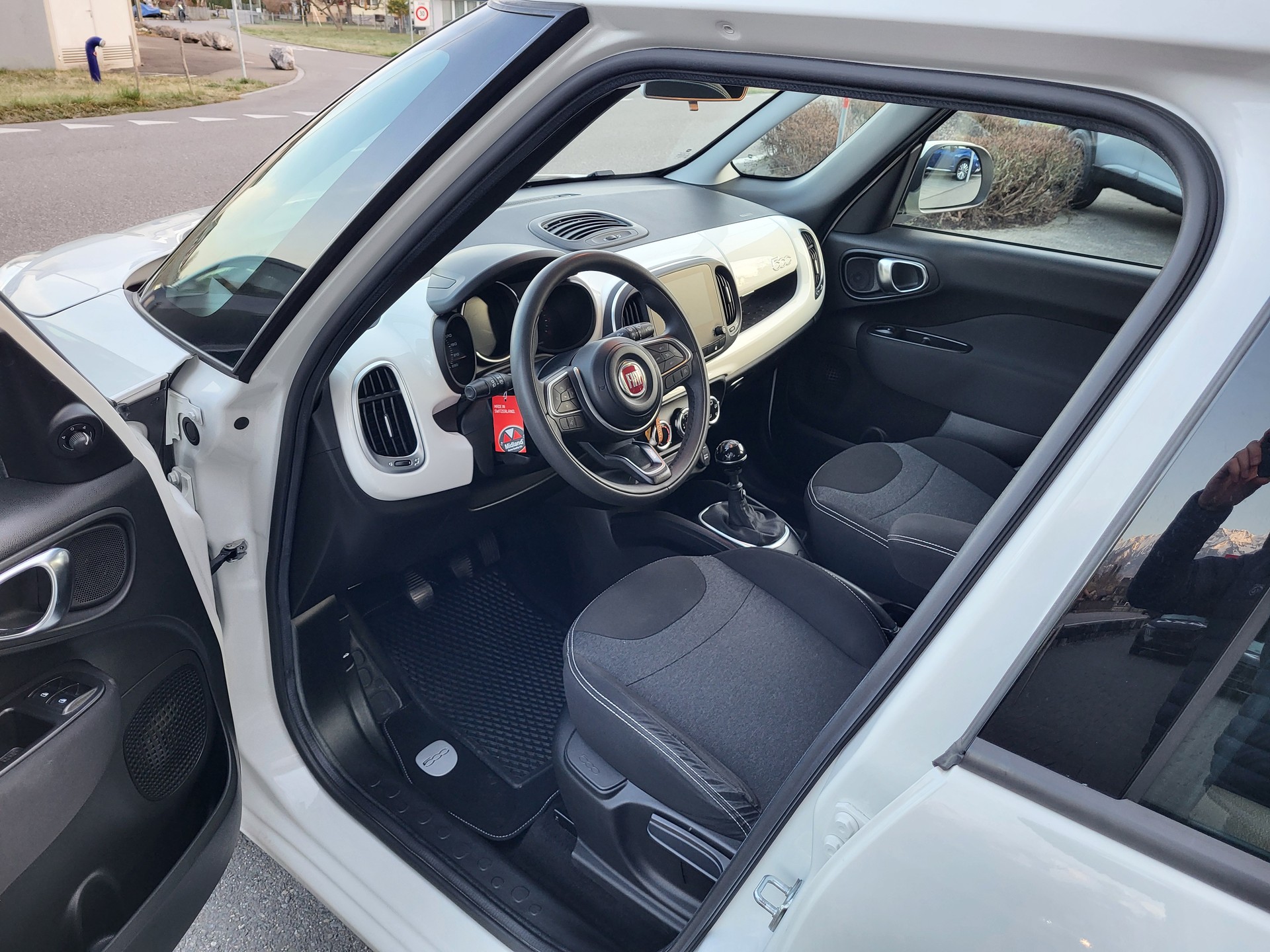 FIAT 500L 1.4 TB 16V Pop Star-image-4