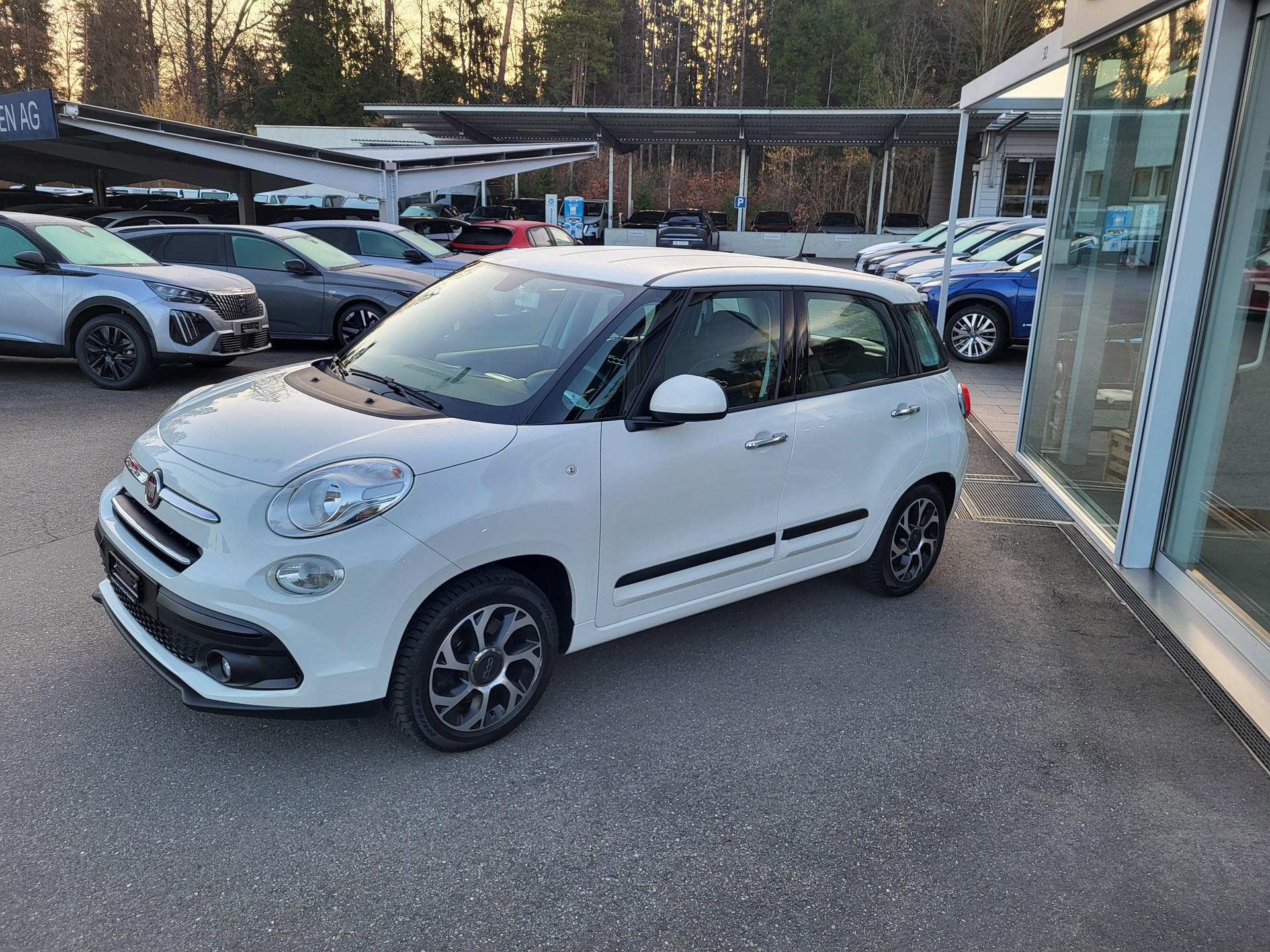 FIAT 500L 1.4 TB 16V Pop Star-image-1