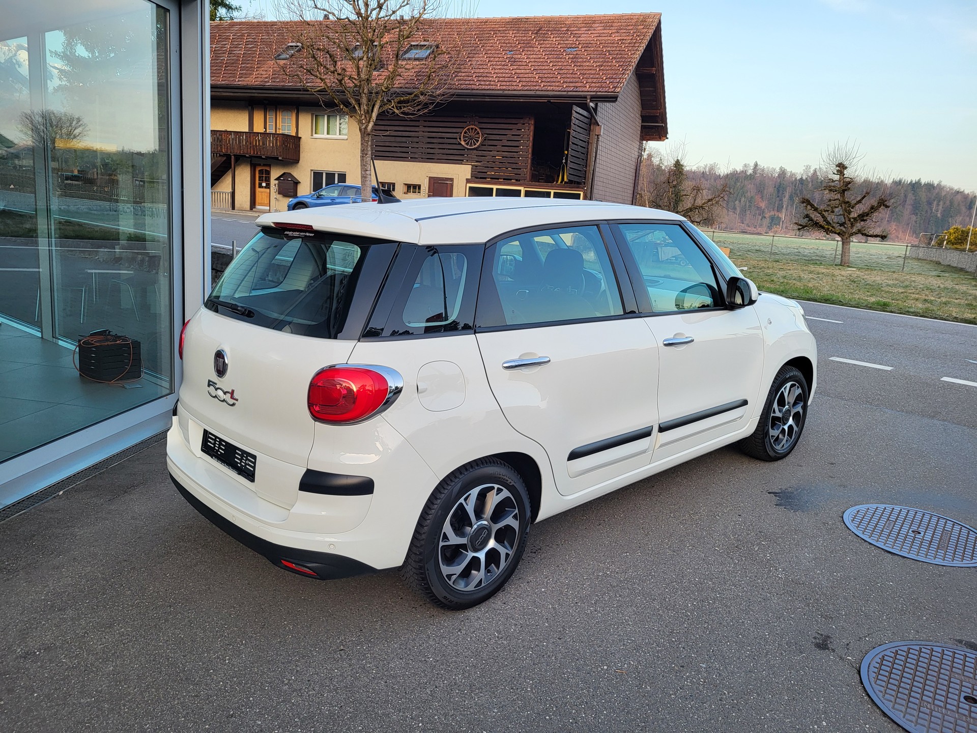 FIAT 500L 1.4 TB 16V Pop Star-image-3