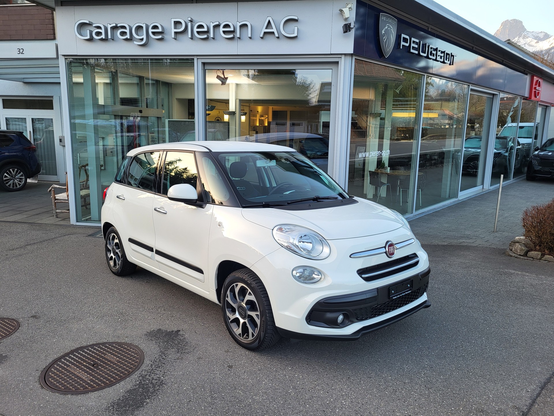FIAT 500L 1.4 TB 16V Pop Star-image-0