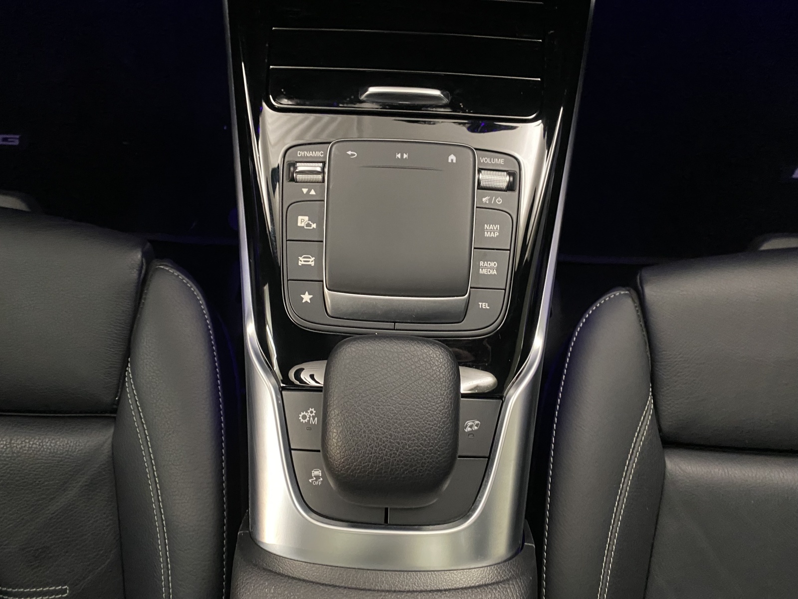 MERCEDES-BENZ A 45 S AMG 4matic+-image-9