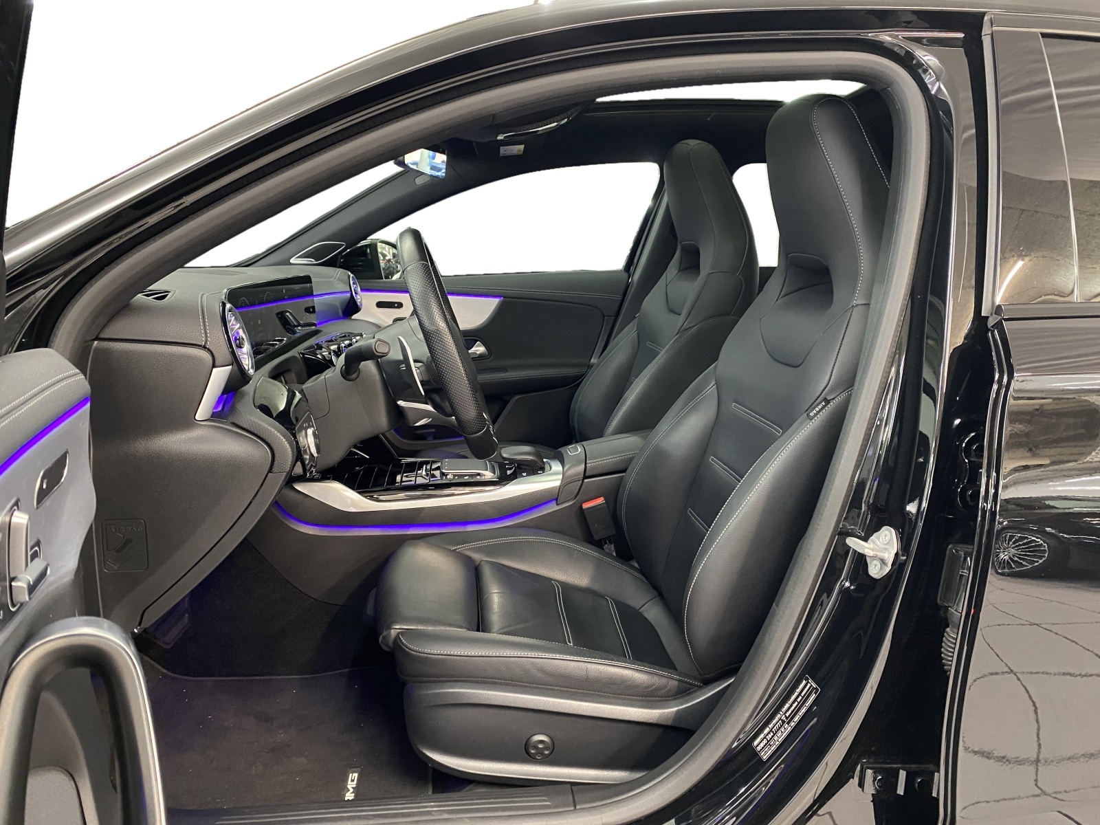 MERCEDES-BENZ A 45 S AMG 4matic+-image-6