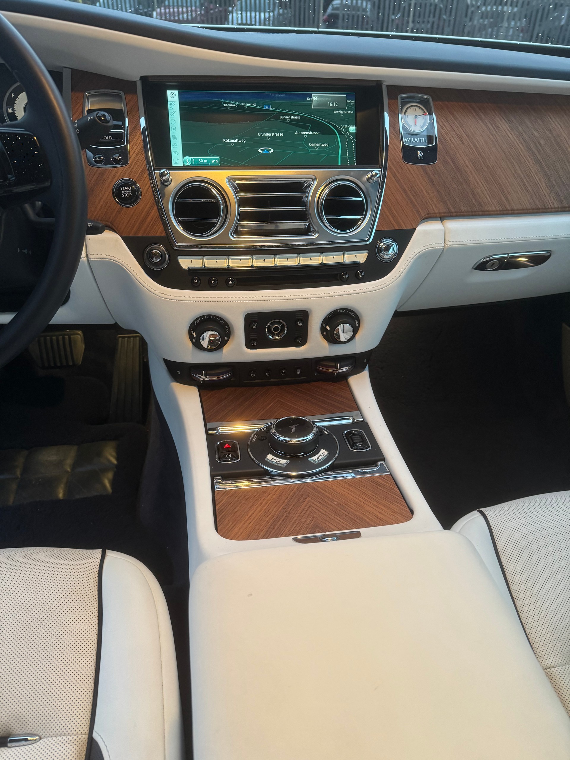 ROLLS-ROYCE Wraith 6.6 V12 *1 OF 3* *Porto Cervo*-image-8