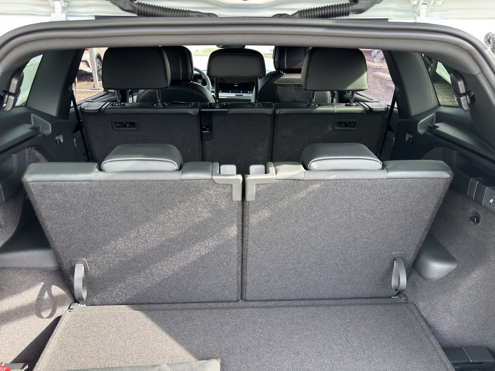 VW Tayron 2.0 TSI R-Line DSG 4Motion-image-13