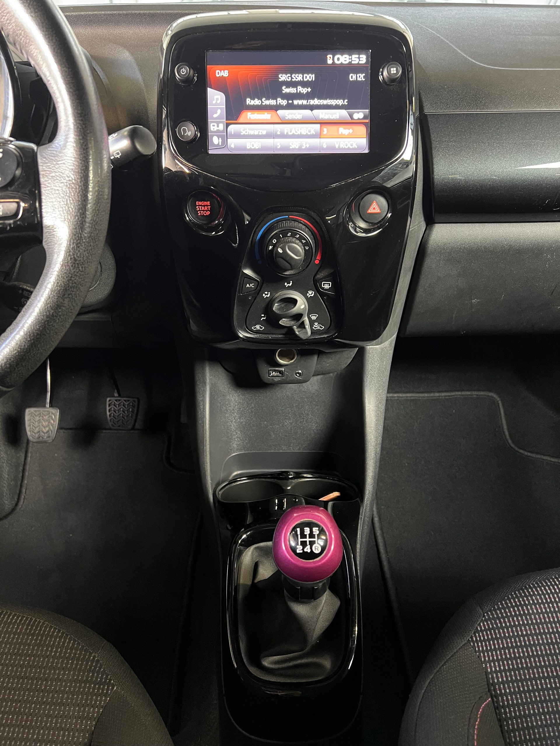 TOYOTA Aygo 1.0 VVT-i Limited Grey-image-7