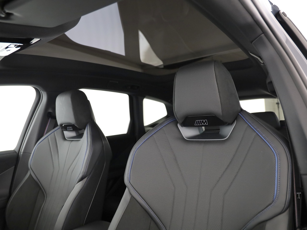 BMW iX3 50 xDrive M Sport Pro-image-13