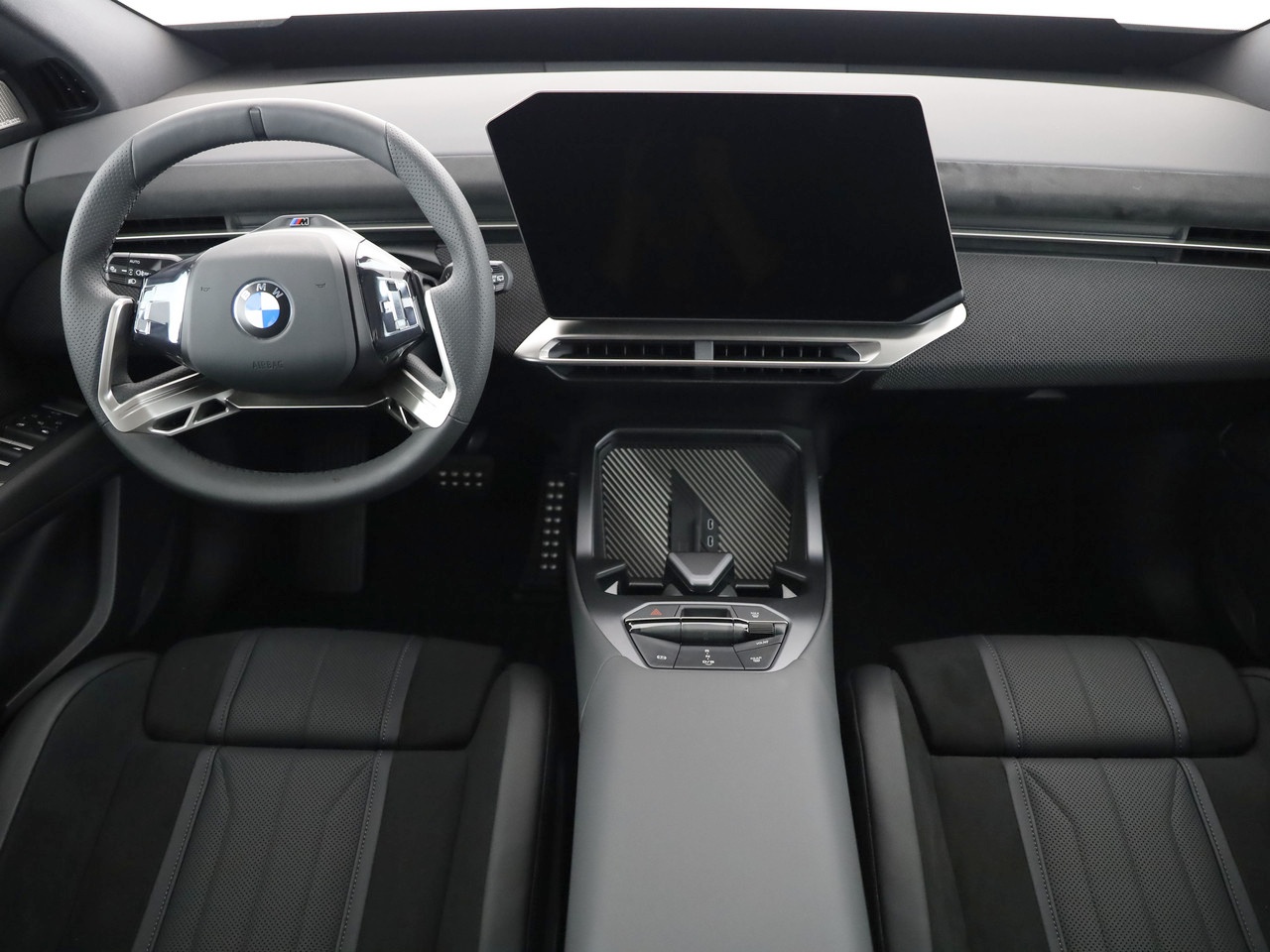 BMW iX3 50 xDrive M Sport Pro-image-19