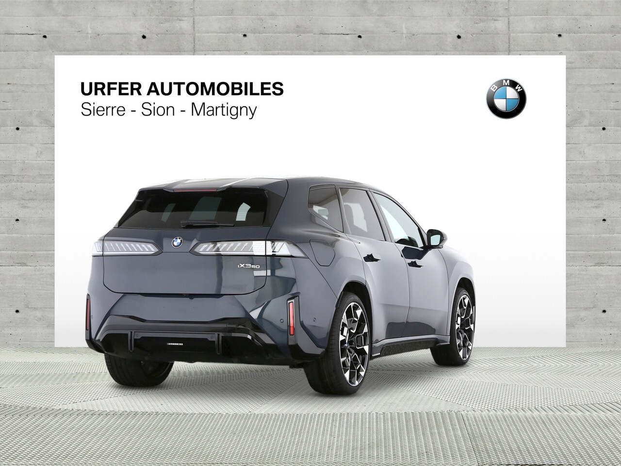 BMW iX3 50 xDrive M Sport Pro-image-3