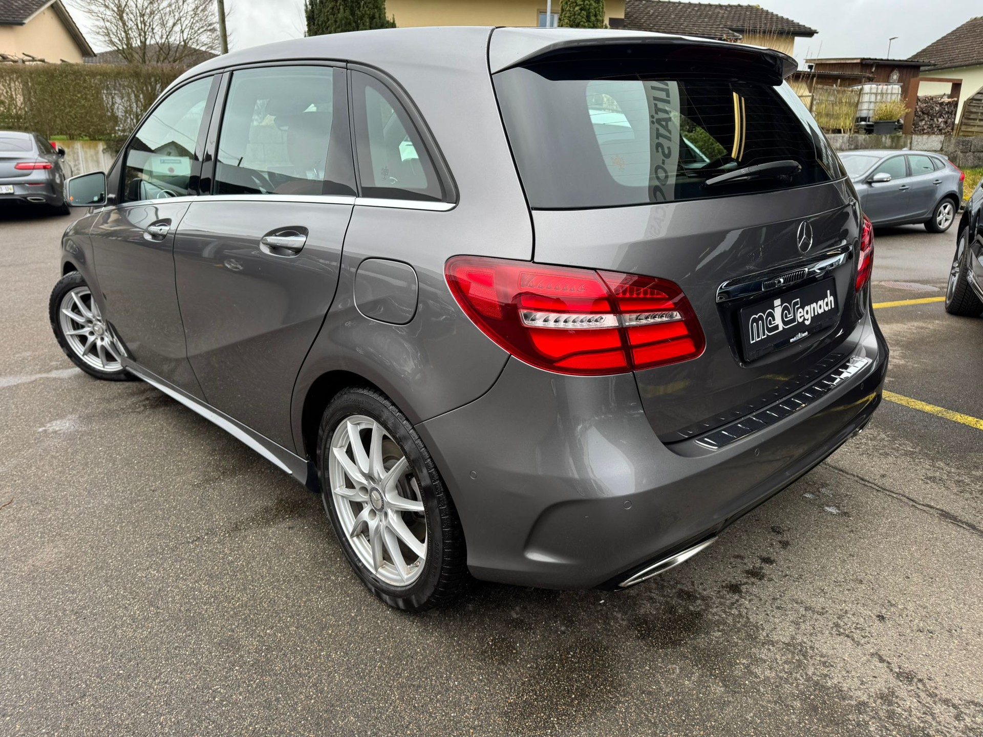 MERCEDES-BENZ B 220 CDI Swiss Star Edition AMG Line 4Matic-image-5