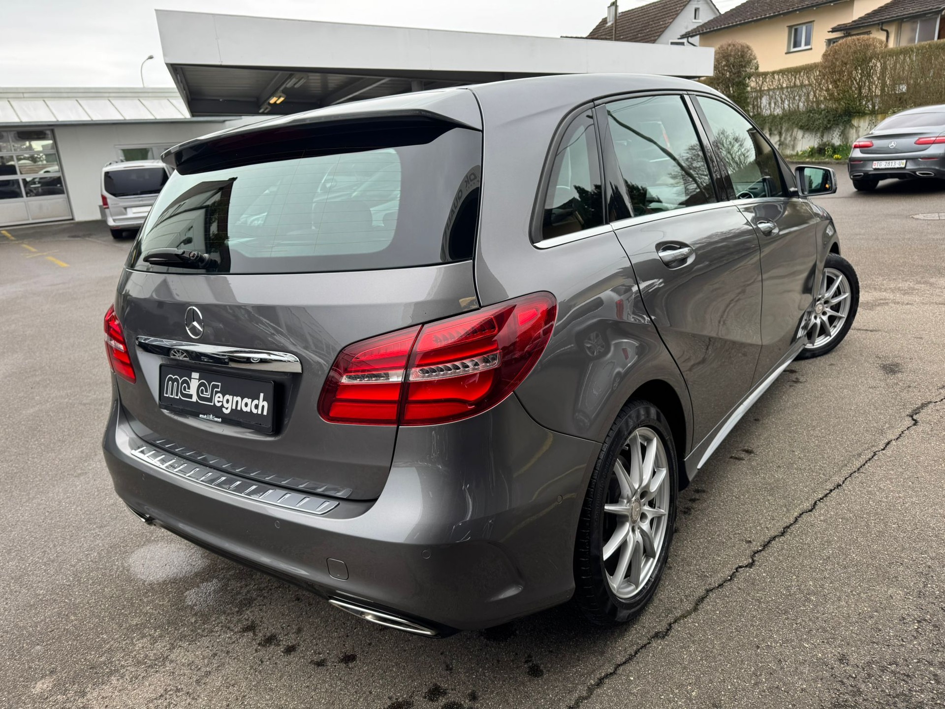 MERCEDES-BENZ B 220 CDI Swiss Star Edition AMG Line 4Matic-image-6