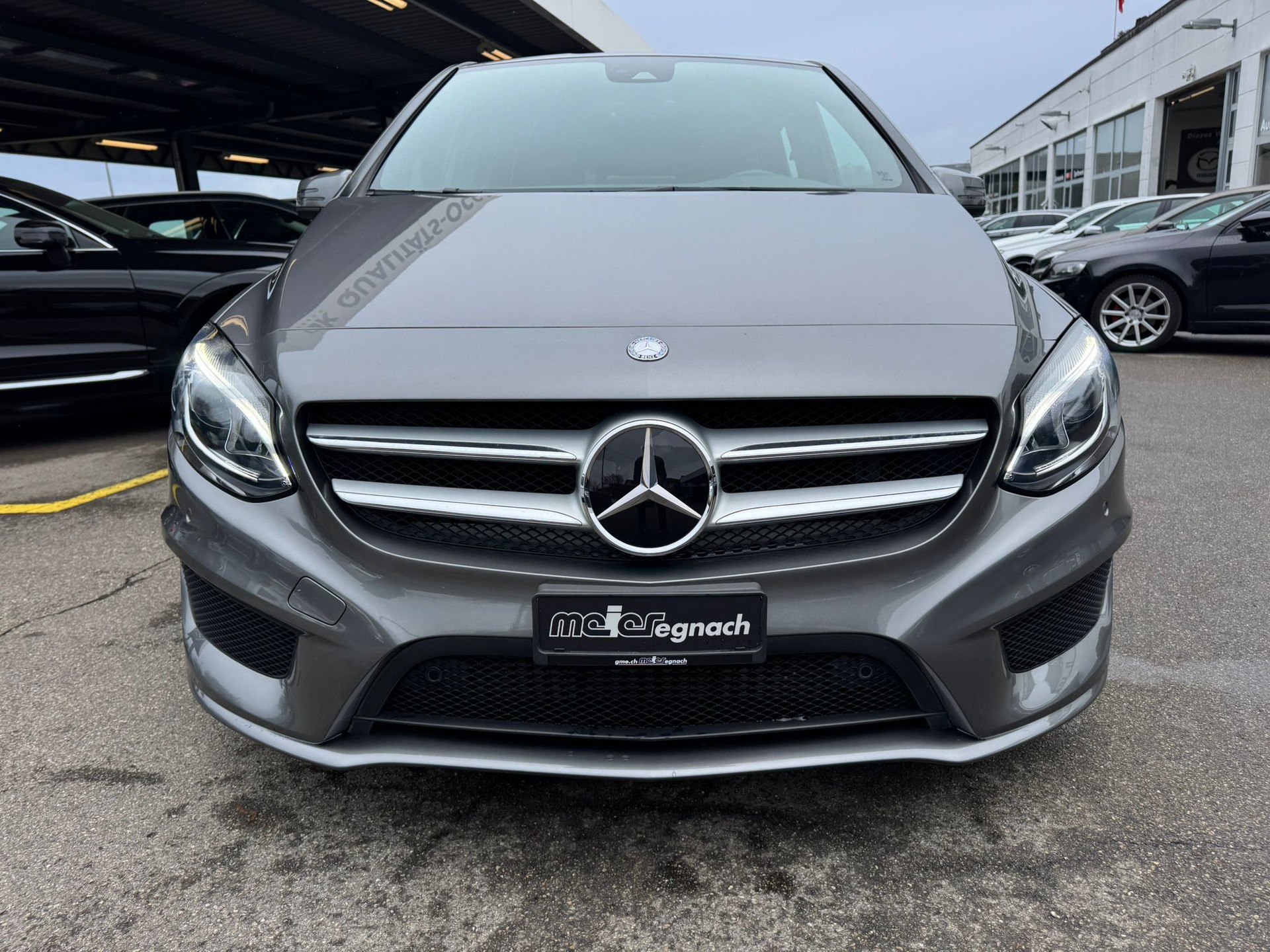 MERCEDES-BENZ B 220 CDI Swiss Star Edition AMG Line 4Matic-image-2
