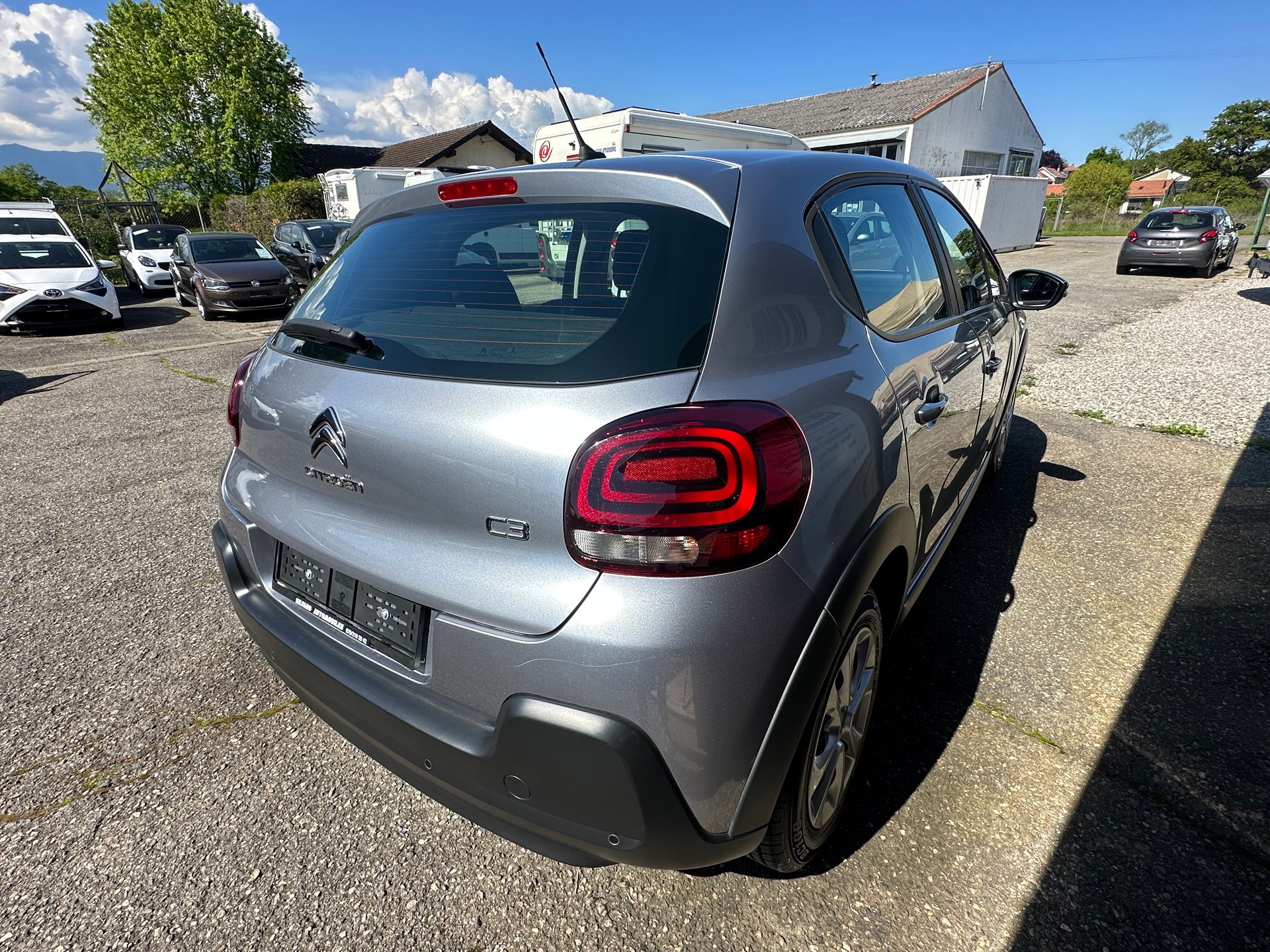 CITROEN C3 1.2i essence-image-7