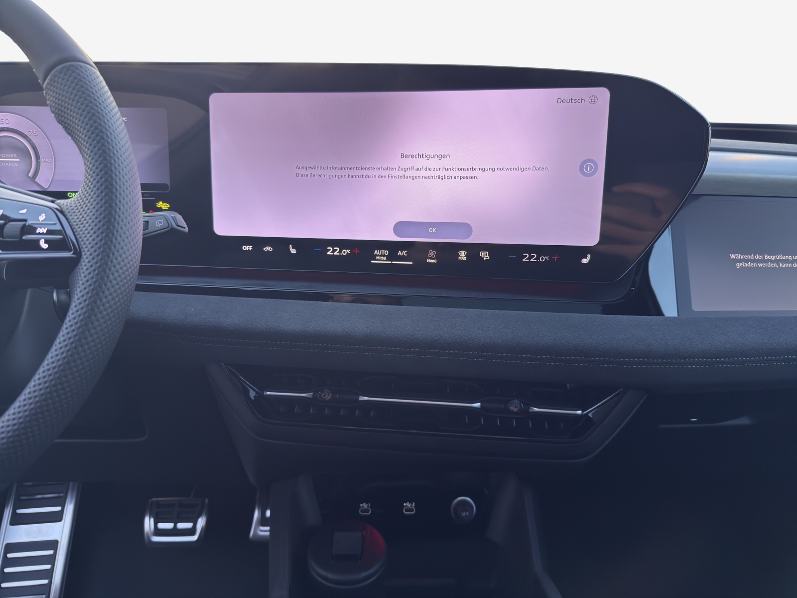 AUDI Q6 e-tron quattro-image-10