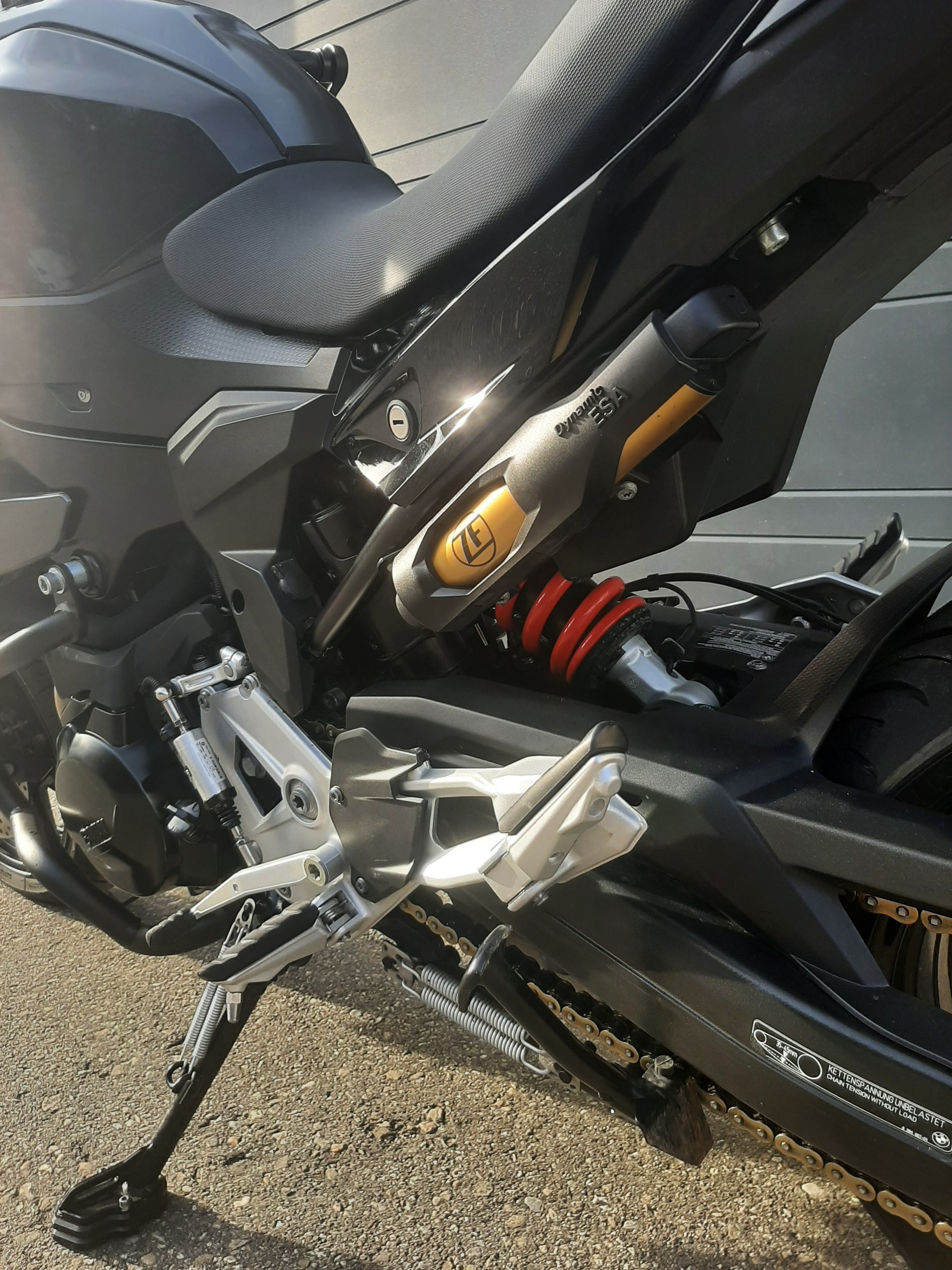 BMW F 900 XR ABS-showroom-element-3