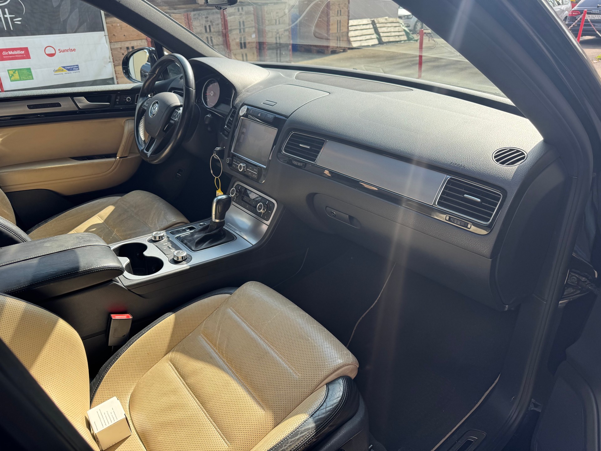 VW Touareg 4.2 TDI Tiptronic-image-9