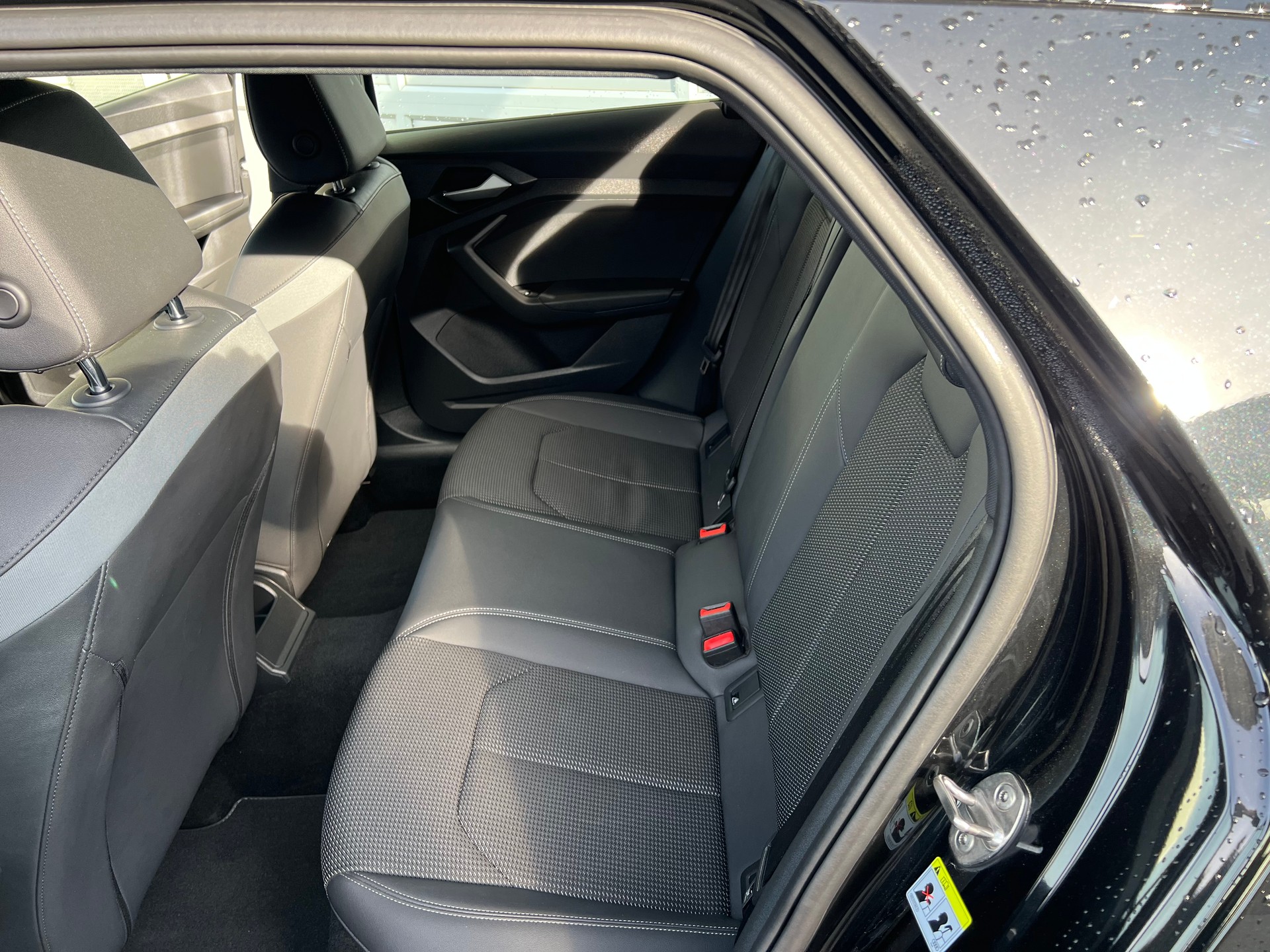 AUDI A1 Sportback 35 TFSI S Line S-tronic *** PS 150 * Navigation * Tempomat * 8 fach * Assistenten * 1 Jahr Garantie möglich **-image-10
