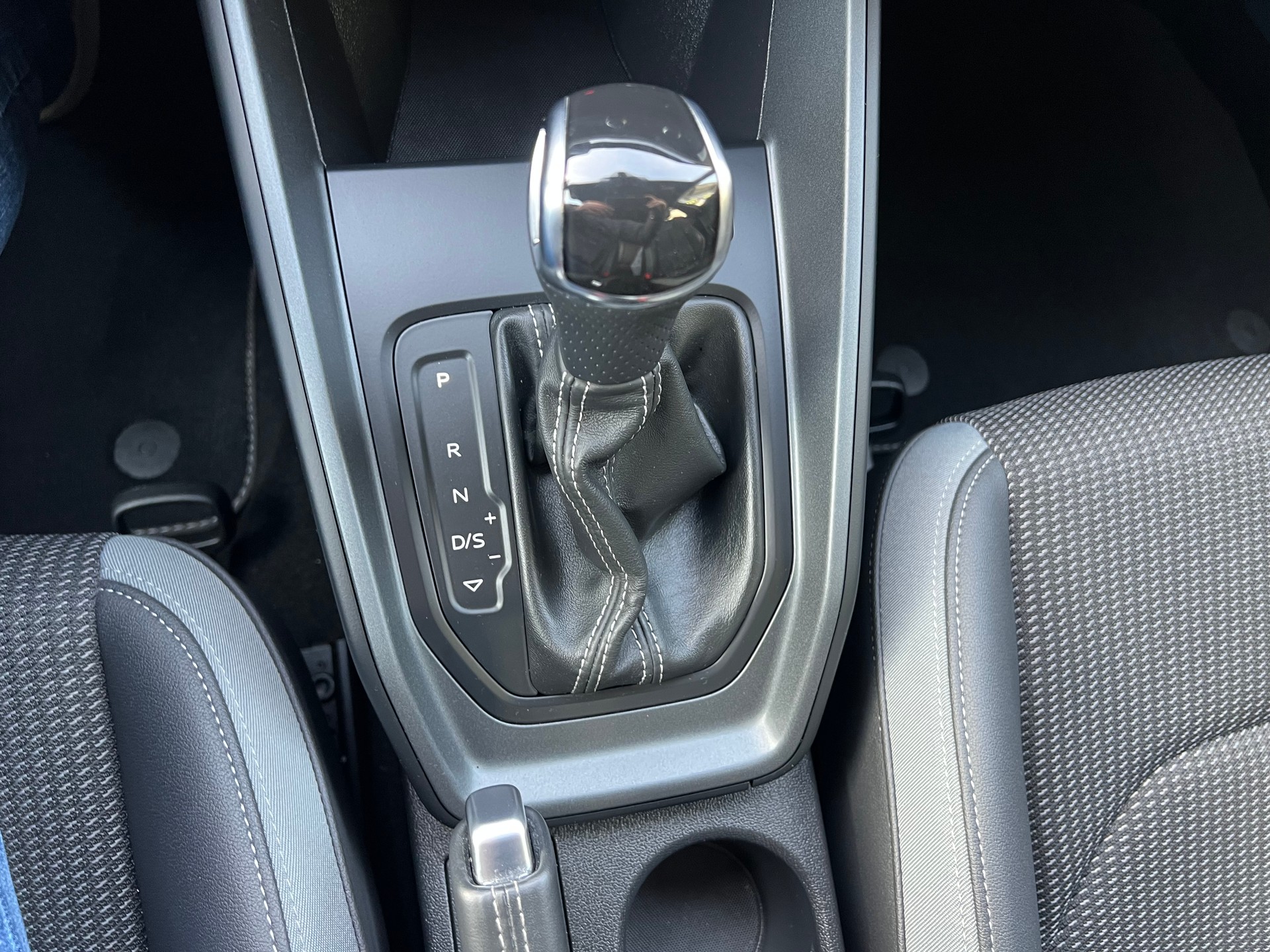 AUDI A1 Sportback 35 TFSI S Line S-tronic *** PS 150 * Navigation * Tempomat * 8 fach * Assistenten * 1 Jahr Garantie möglich **-image-25