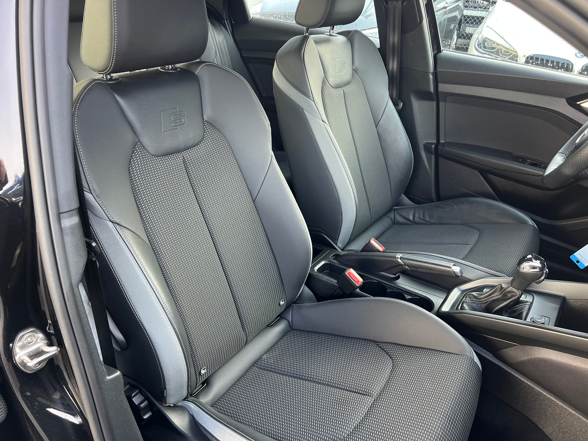 AUDI A1 Sportback 35 TFSI S Line S-tronic *** PS 150 * Navigation * Tempomat * 8 fach * Assistenten * 1 Jahr Garantie möglich **-image-13