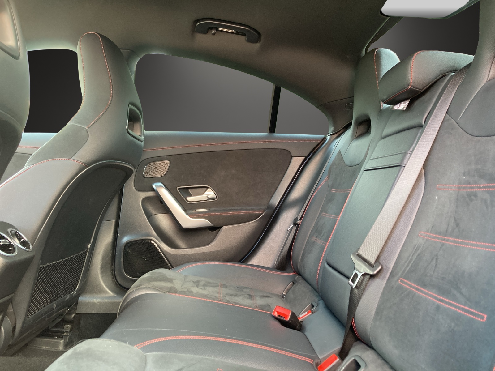 MERCEDES-BENZ CLA 250 Swiss Star 4Matic-image-9