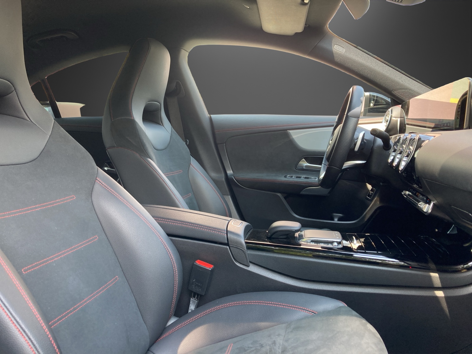 MERCEDES-BENZ CLA 250 Swiss Star 4Matic-image-6