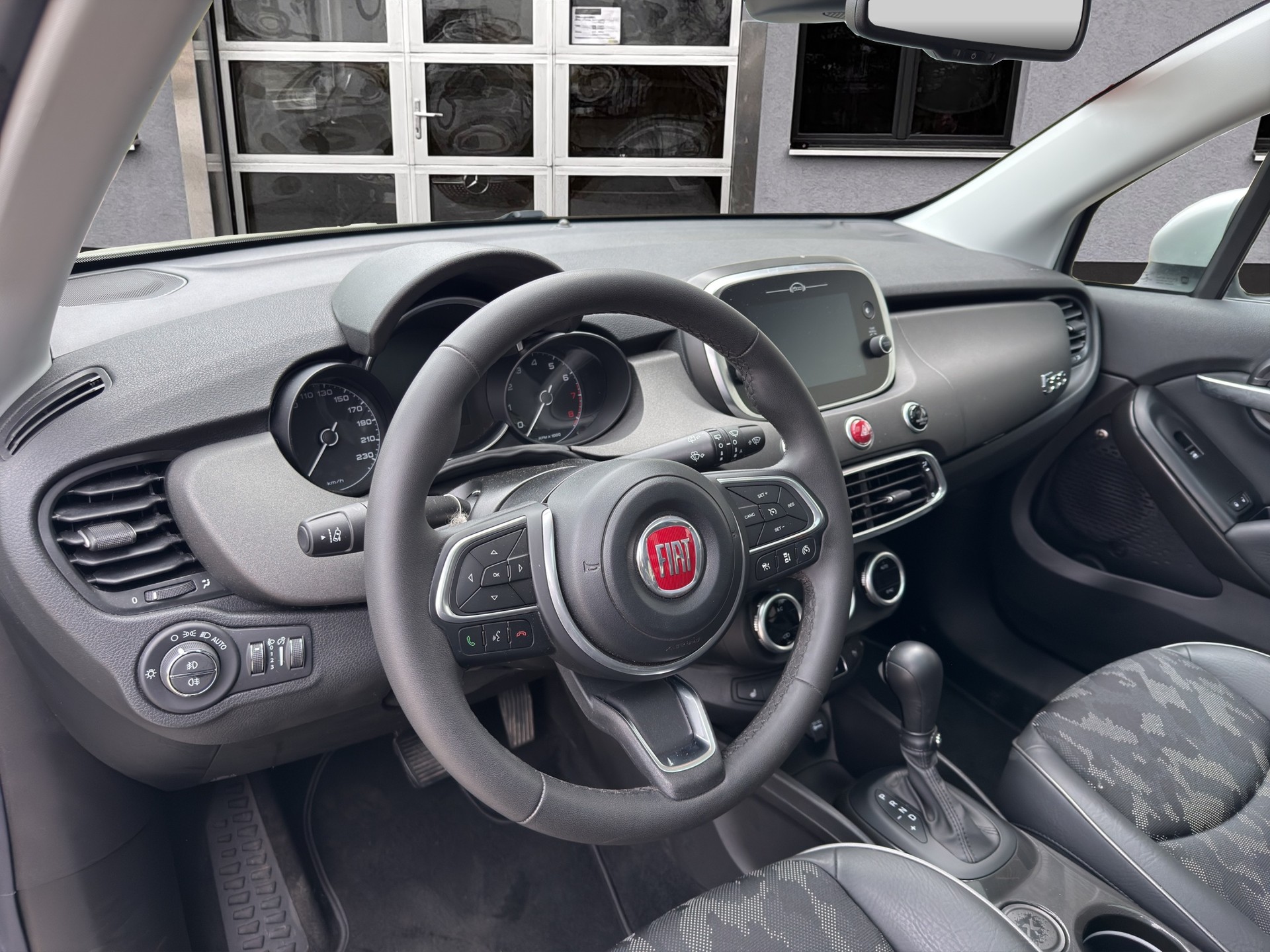 FIAT 500X 1.3 TBGSE City Look Cross-image-10
