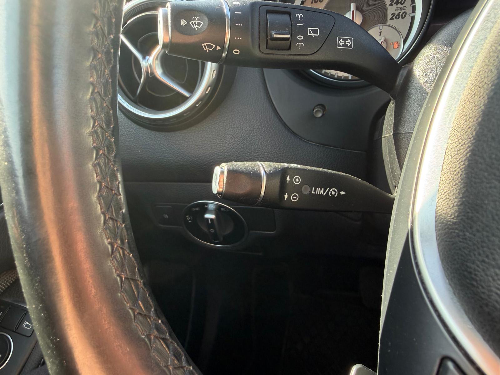 MERCEDES-BENZ GLA 200 CDI 4Matic 7G-DCT-image-17