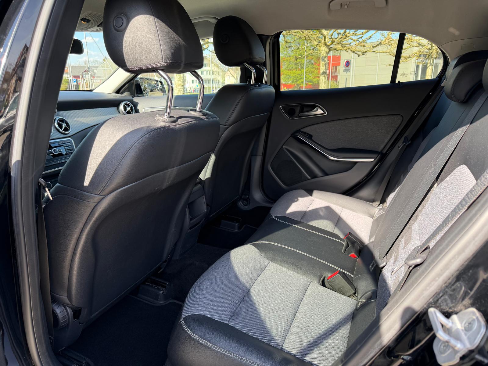 MERCEDES-BENZ GLA 200 CDI 4Matic 7G-DCT-image-12