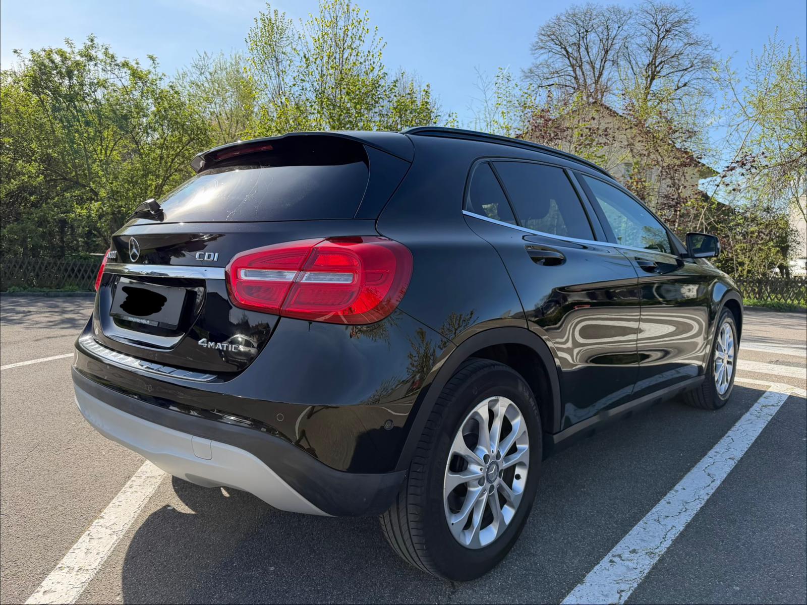 MERCEDES-BENZ GLA 200 CDI 4Matic 7G-DCT-image-7