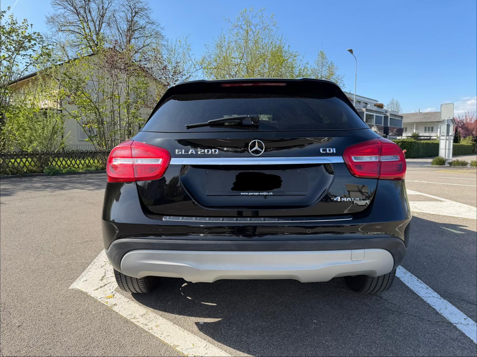MERCEDES-BENZ GLA 200 CDI 4Matic 7G-DCT-image-9
