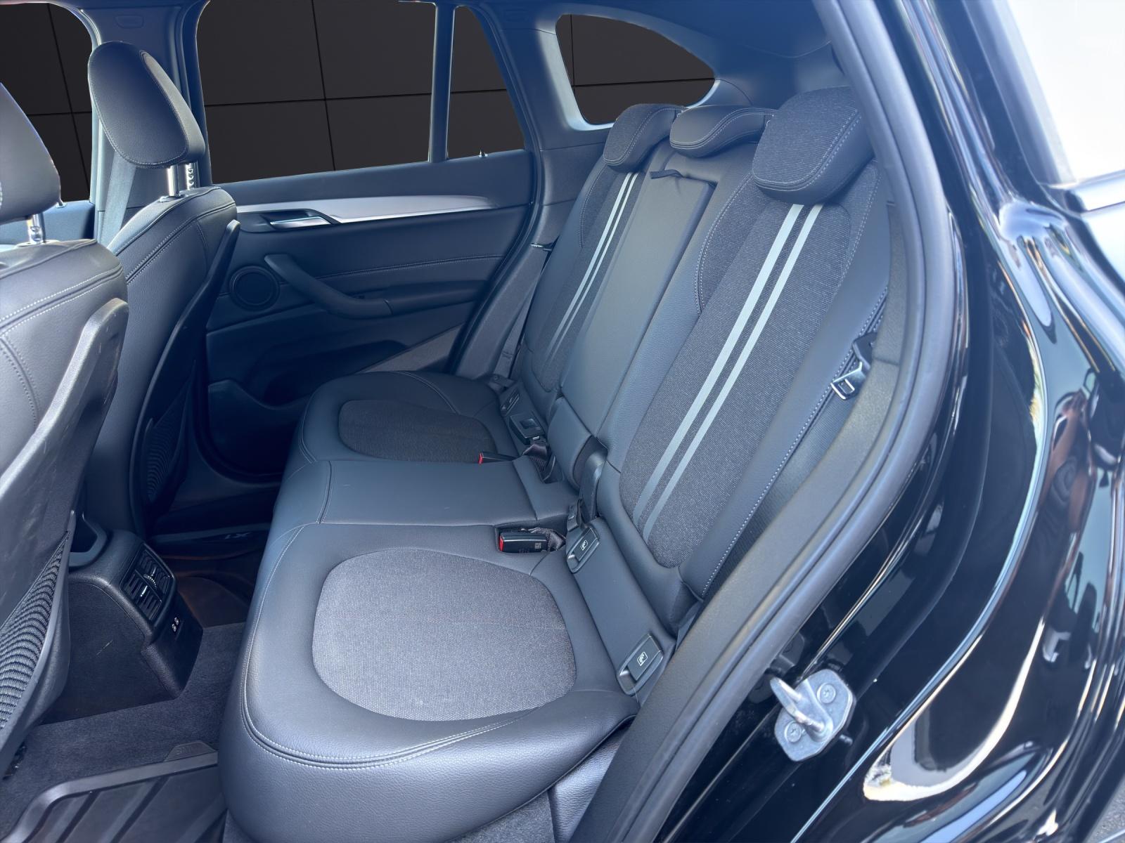 BMW X1 25e xDrive-image-17