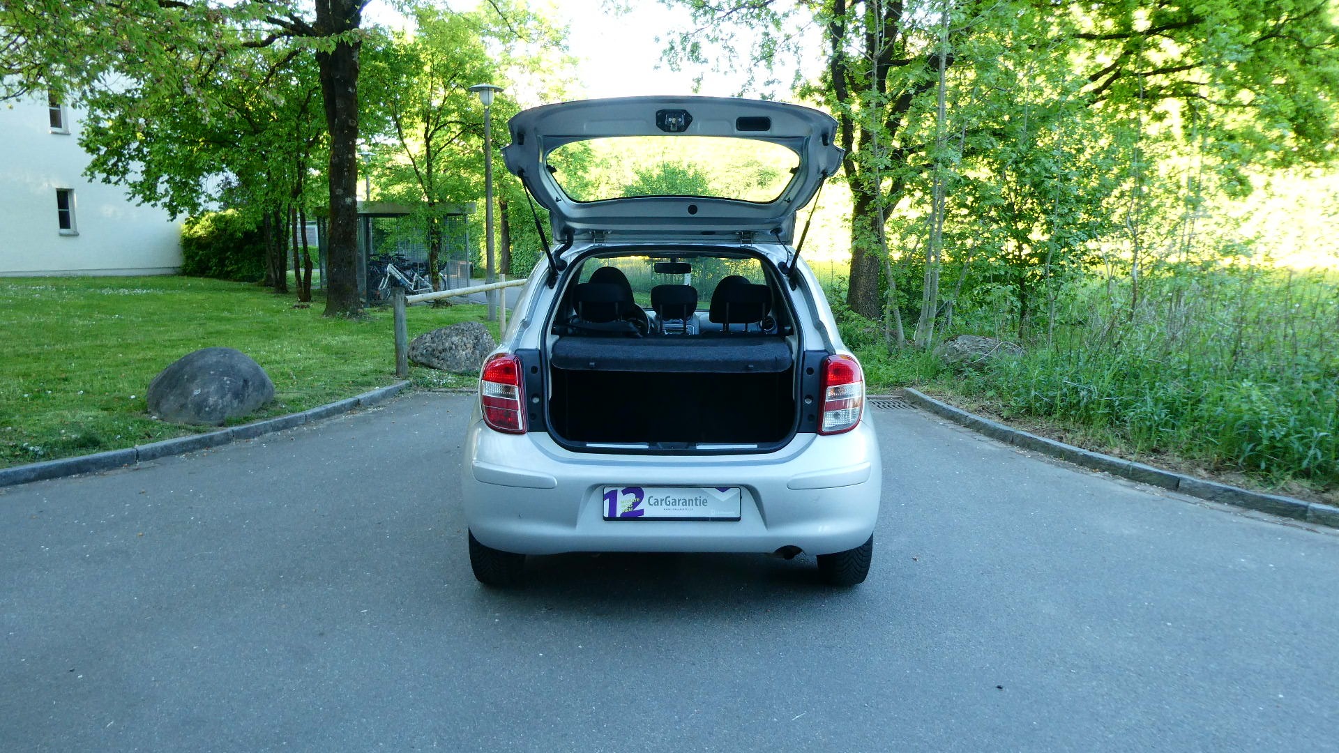 NISSAN Micra 1.2 tekna-image-8