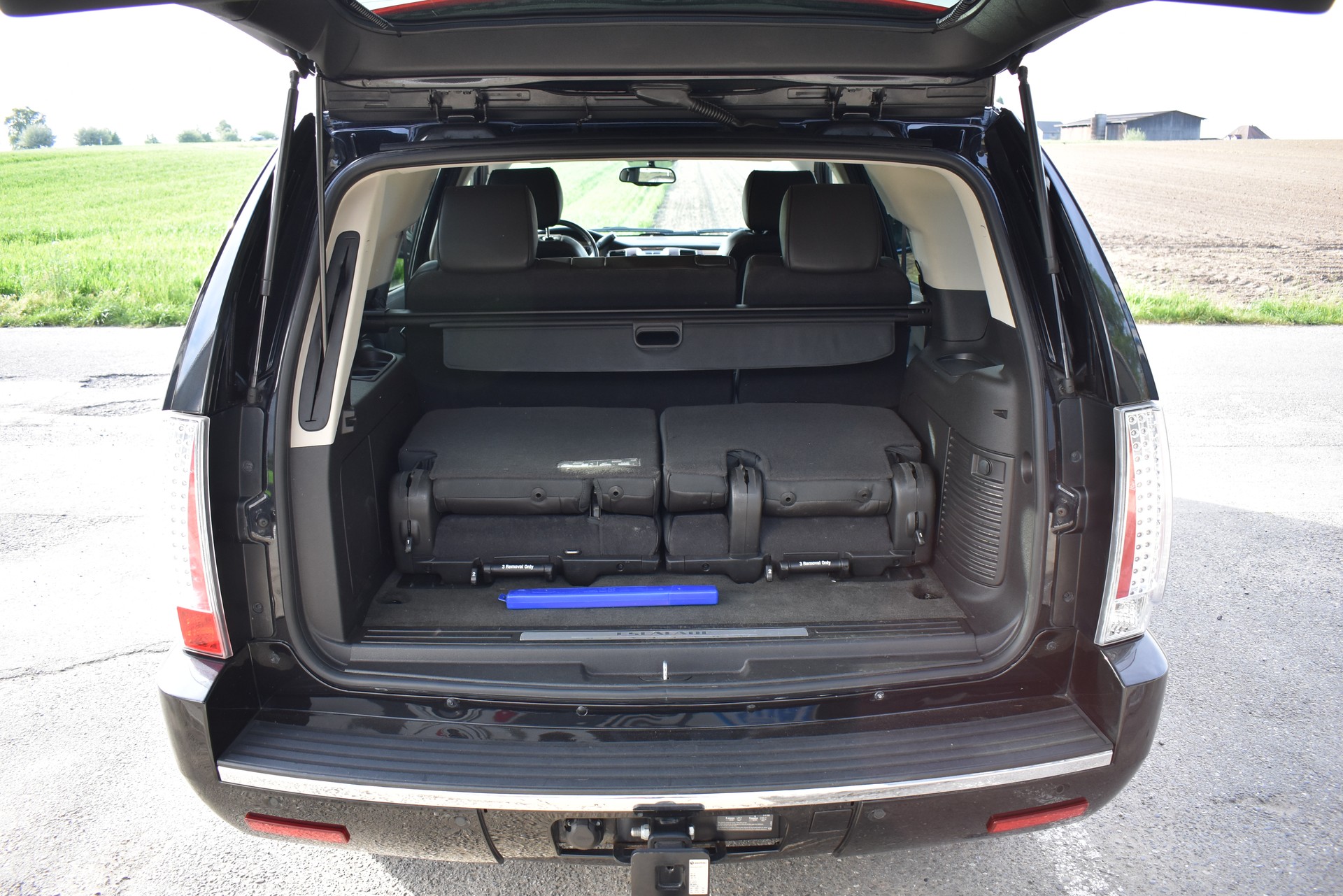 CADILLAC Escalade 6.0 Hybrid Platinum Edition-image-12