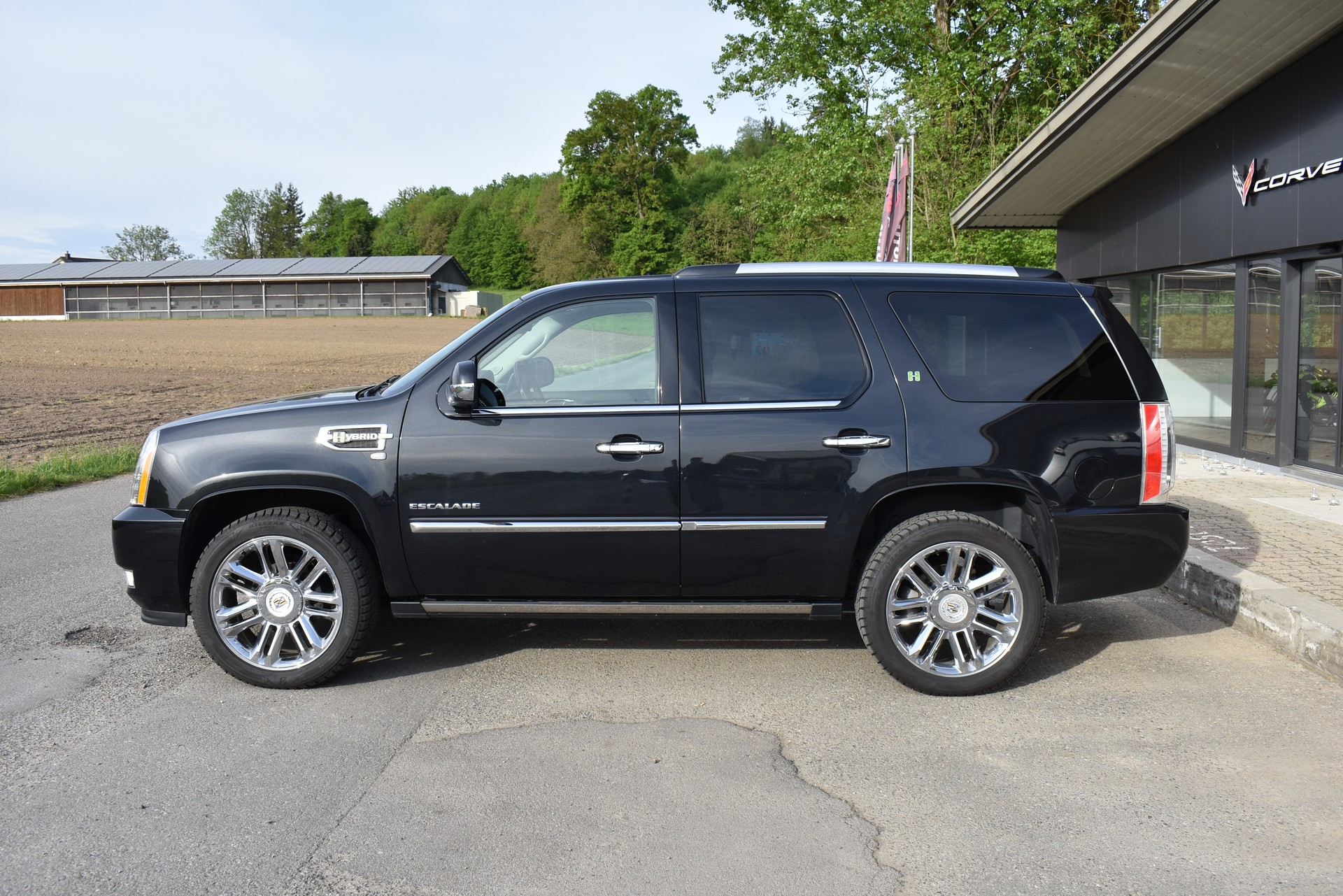 CADILLAC Escalade 6.0 Hybrid Platinum Edition-image-6