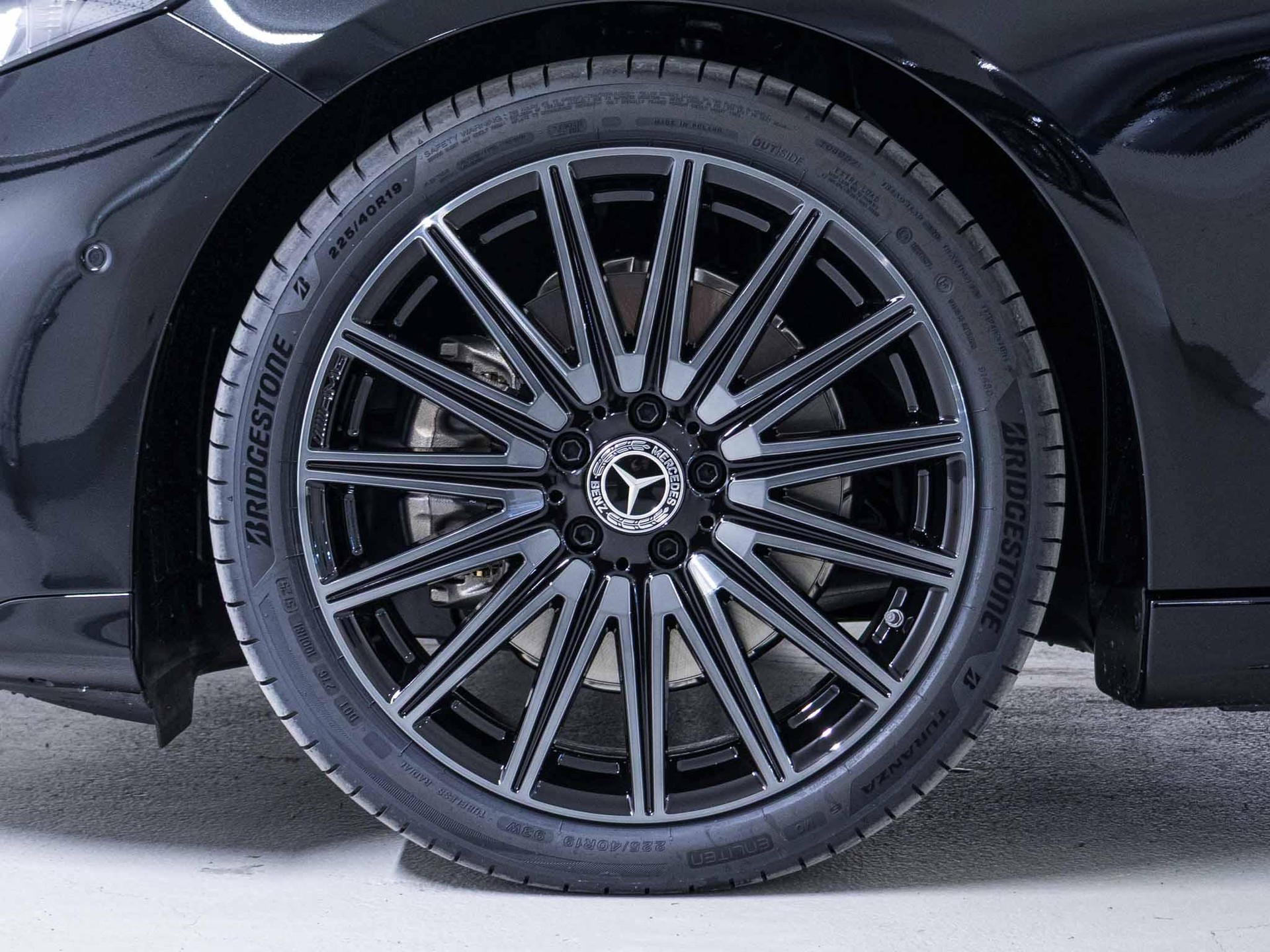MERCEDES-BENZ CLA 220 4MATIC-image-14