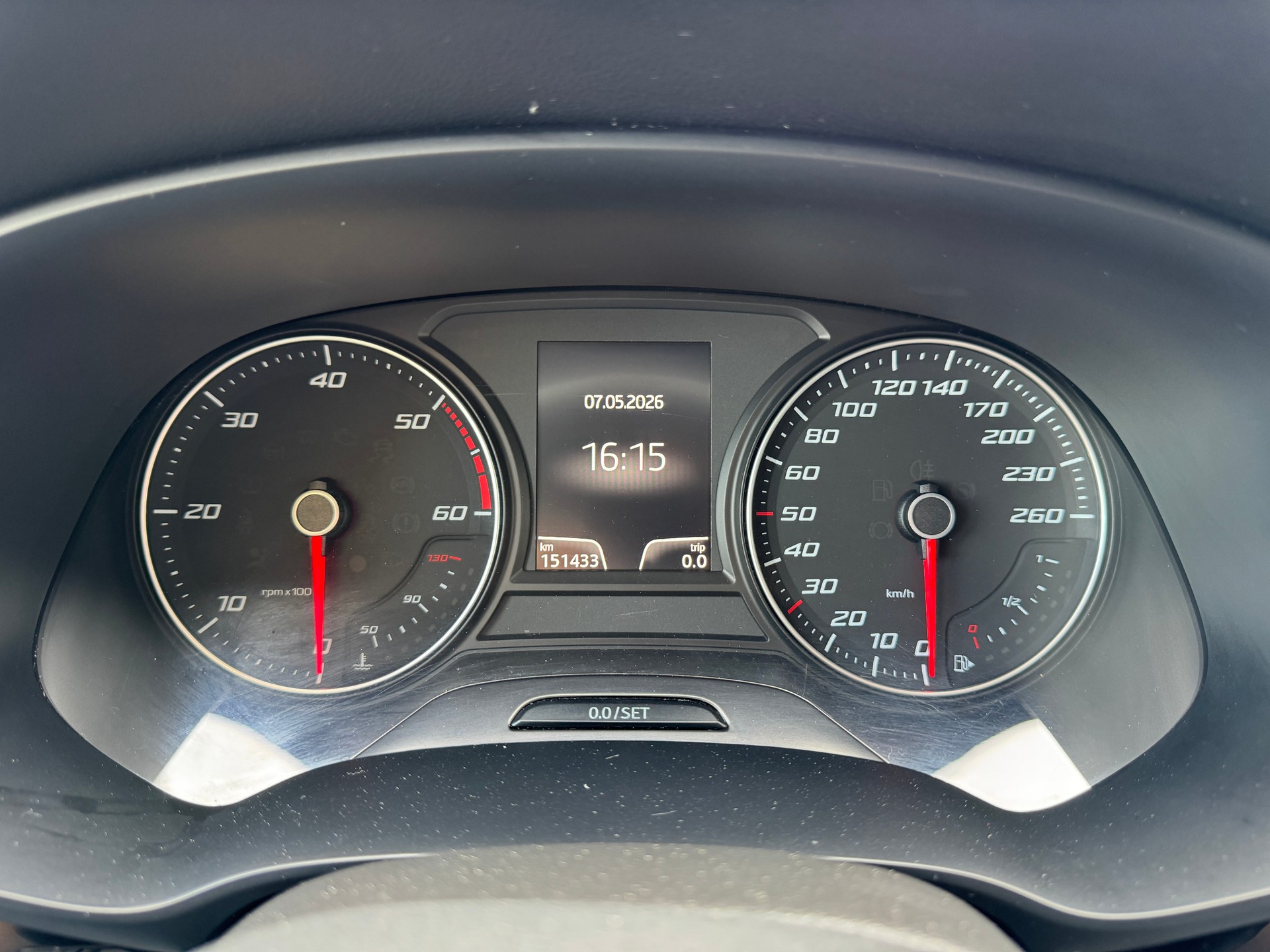 SEAT Leon 2.0 TDI Style DSG-image-8