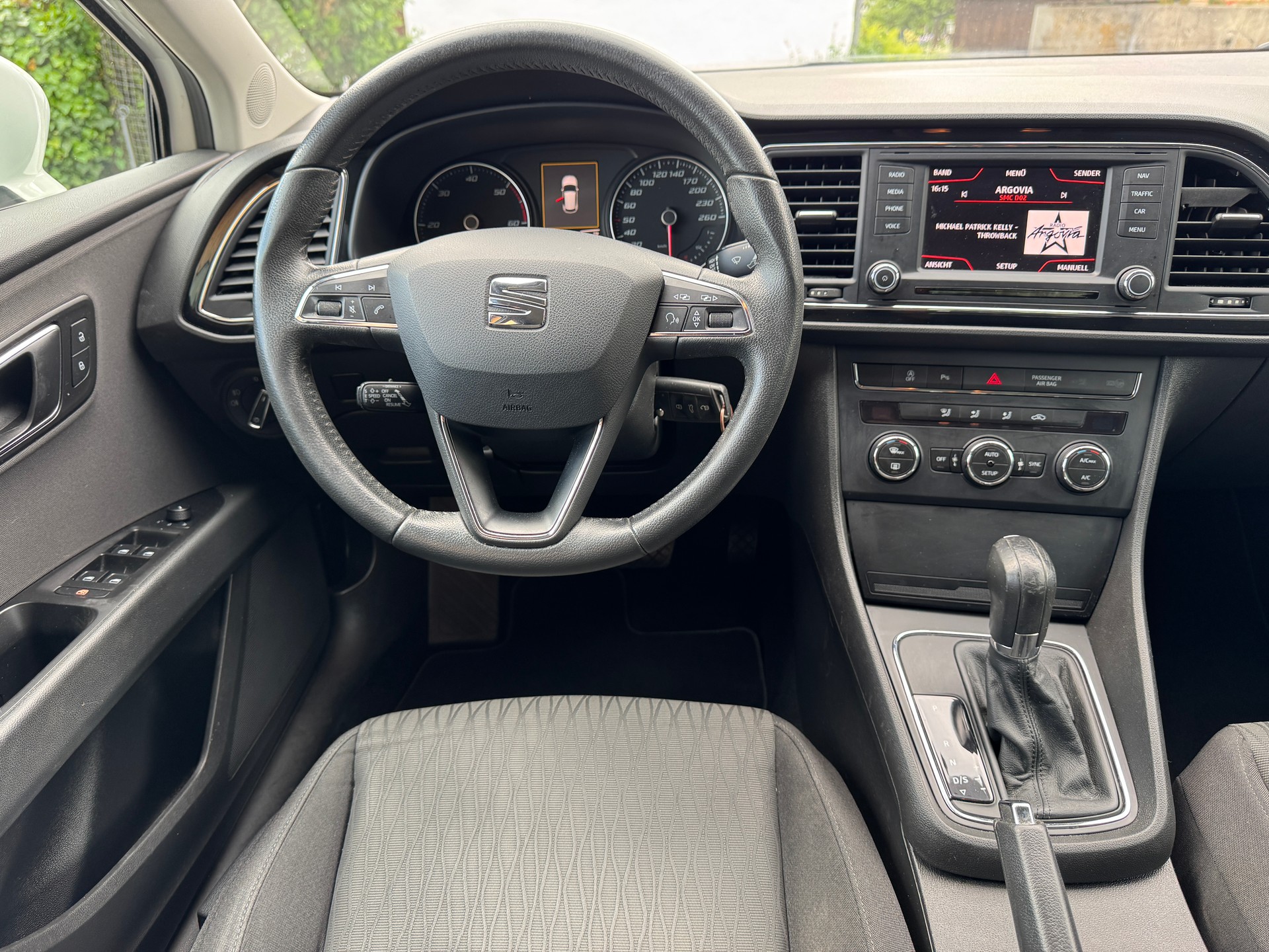 SEAT Leon 2.0 TDI Style DSG-image-7
