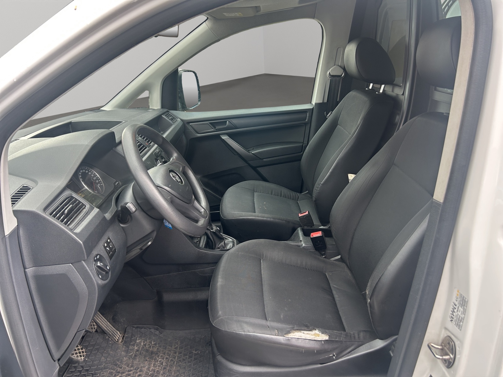 VW Caddy 1.2 TSI BlueMotion Technology-image-8