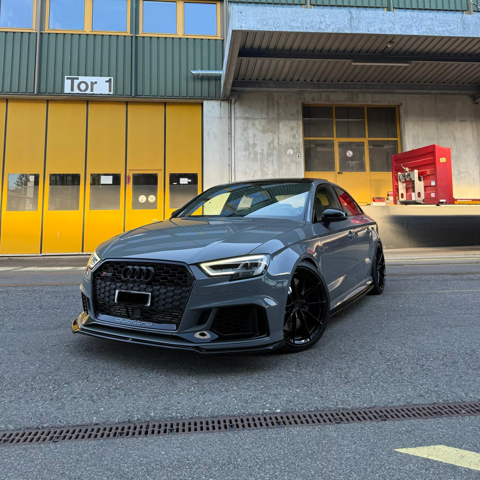 AUDI 2.5 T FSI quattro S-Tronic Ohne OPF Sedan-image-0
