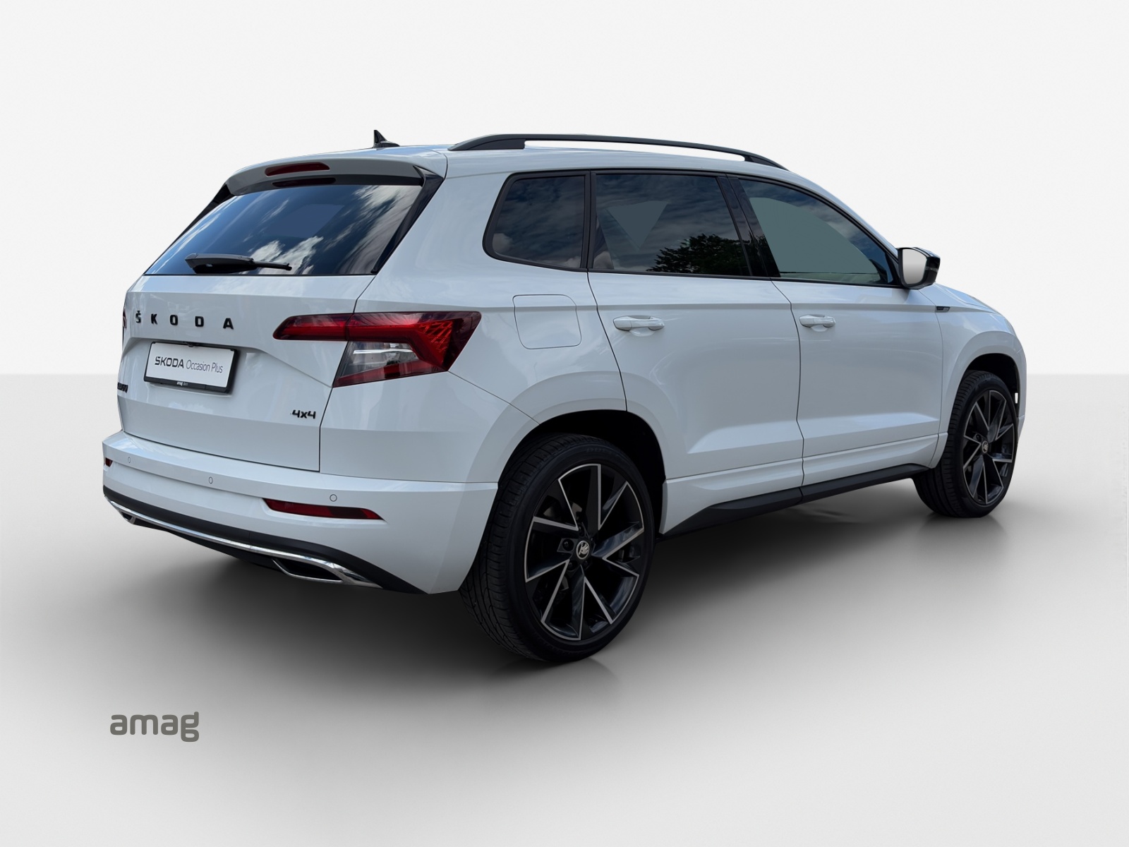 SKODA Karoq 2.0 TSI SportLine 4x4 DSG-image-4