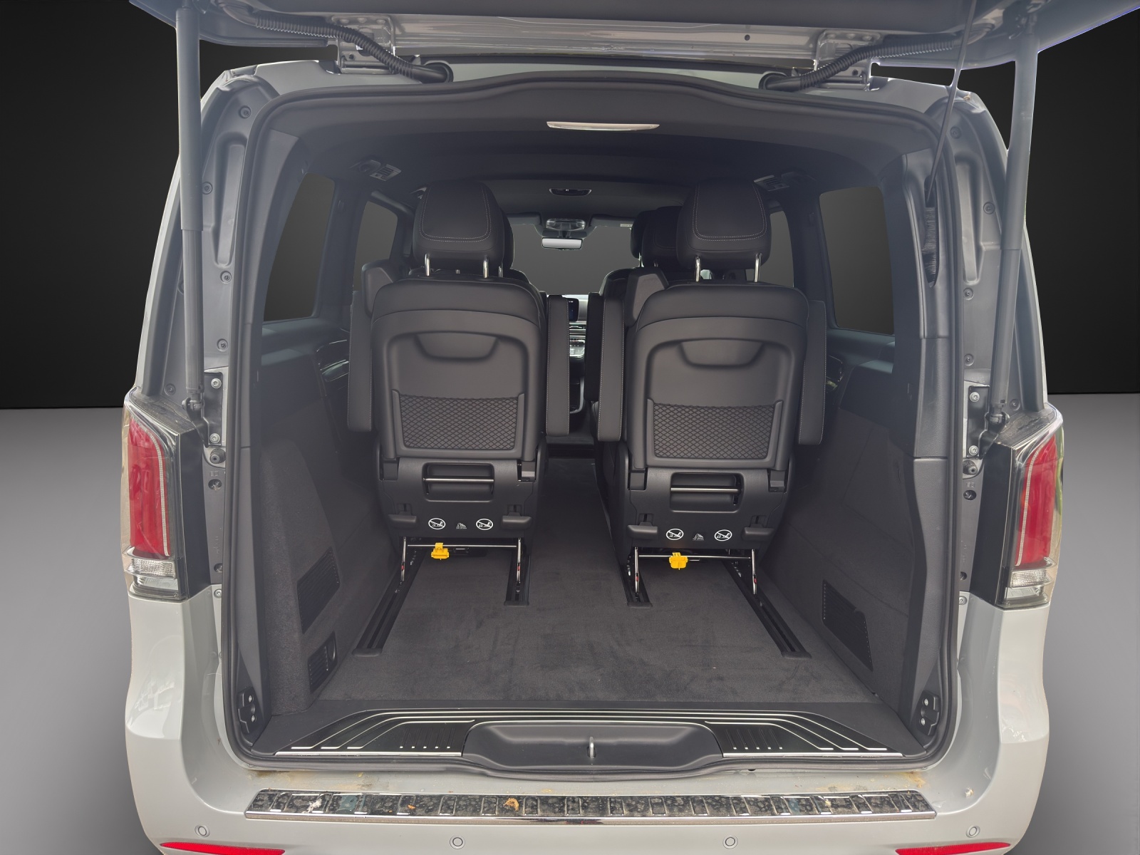 MERCEDES-BENZ V 300 d lang 4Matic Swiss Edition 9G-Tronic-image-10