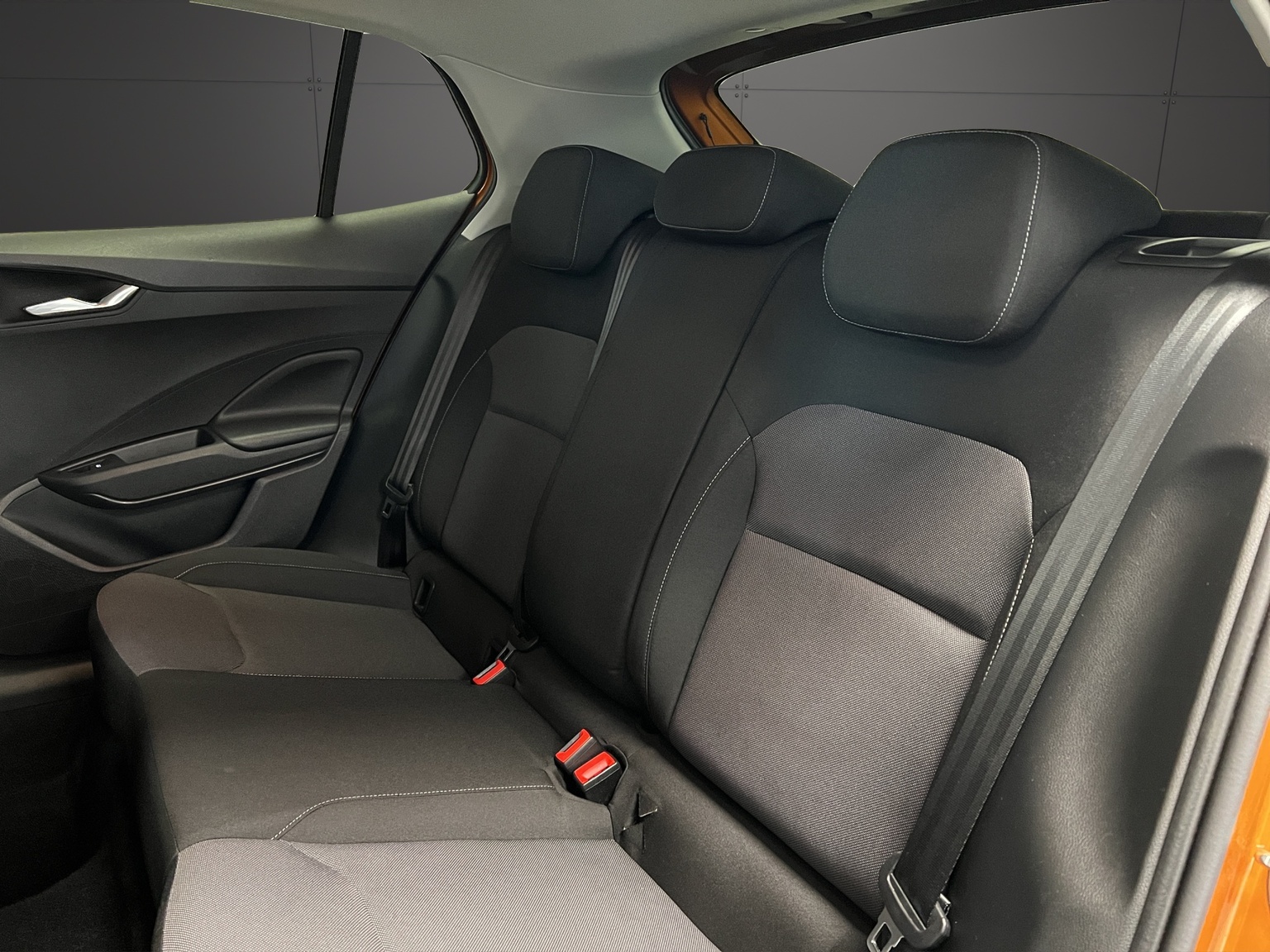 SKODA Fabia 1.0 TSI Ambition-image-8