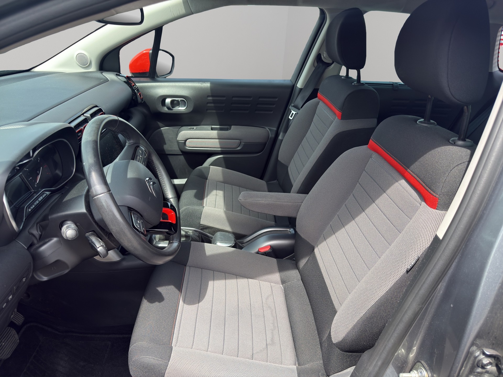 CITROEN C3 Aircross 1.2 PureTech 110 Shine-image-9